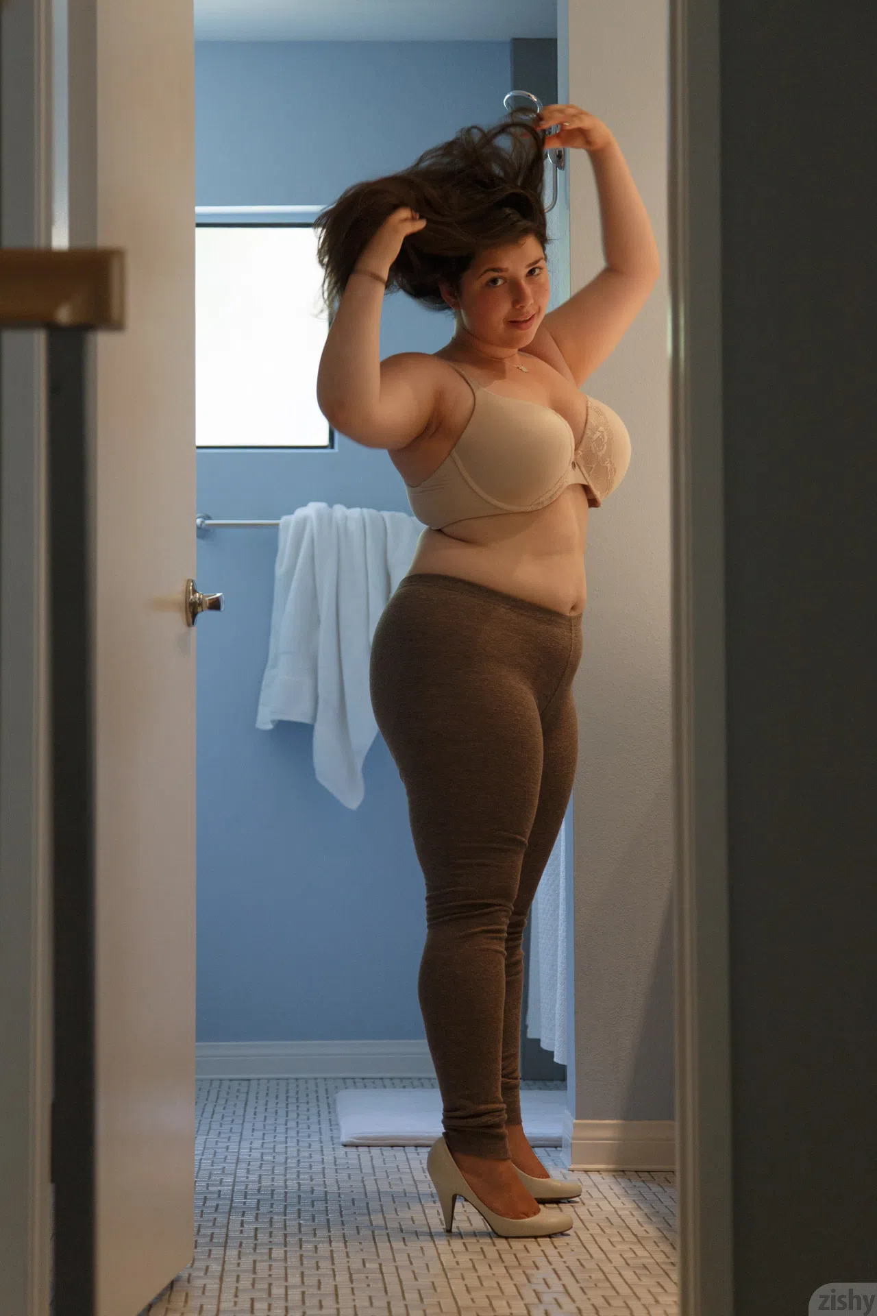 carolina-munoz-not-for-everyone-zishy-20452 Of Page 1-1.webp