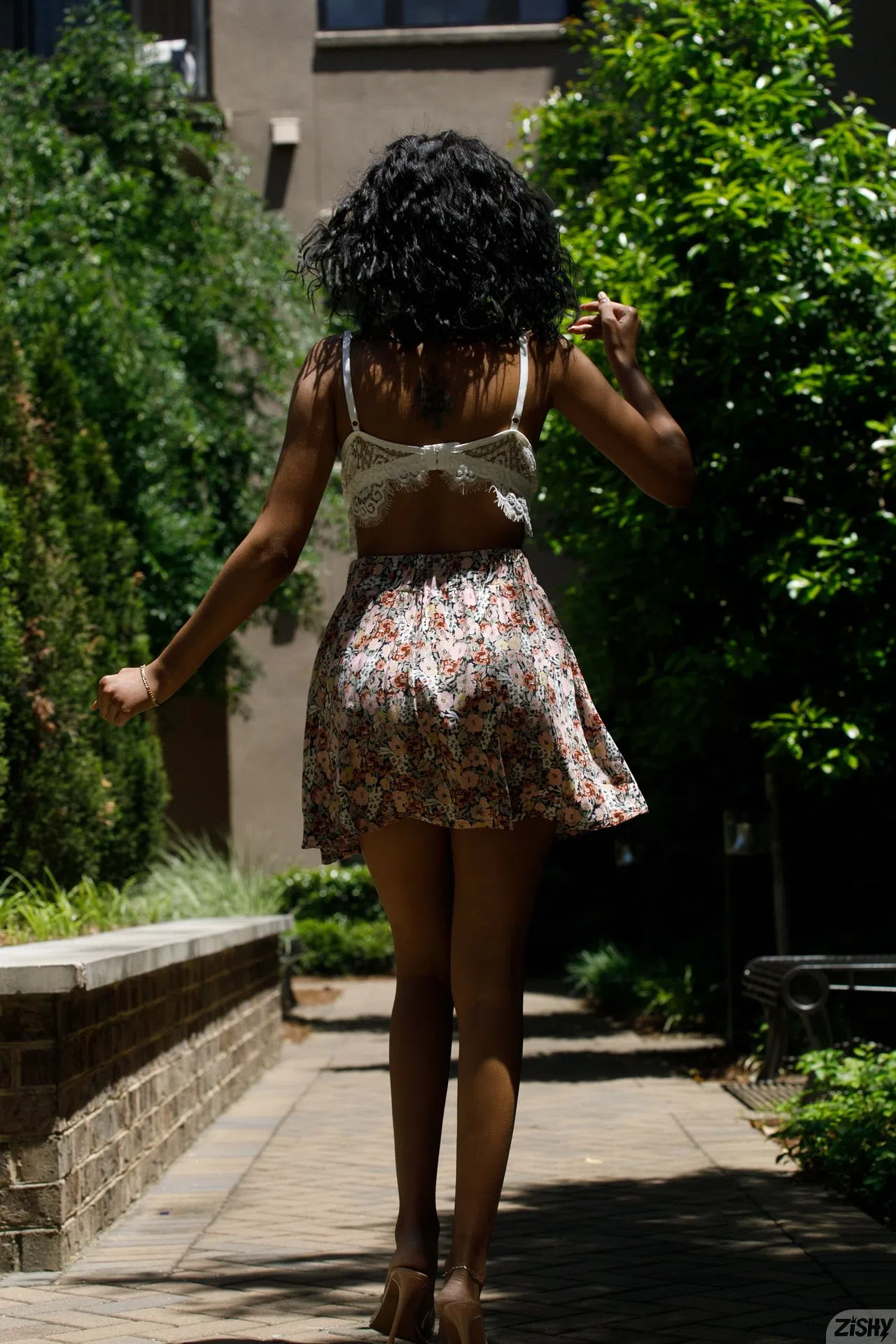 dee-richards-atlanta-is-cold-zishy-131075 Of Page 2-7.webp