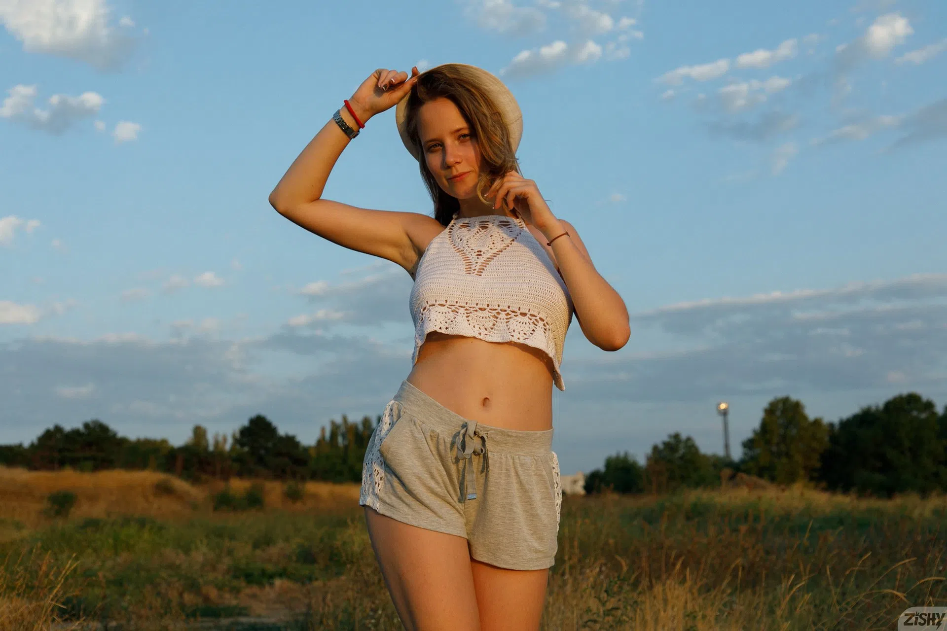 diana-sedova-russian-border-busting-zishy-114520 Of Page 1-1.webp