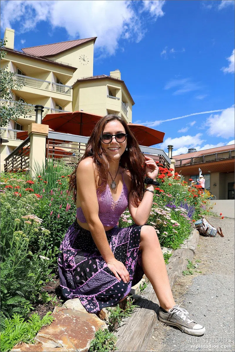 elena-generi-mpl-studios-70686 Of Page 1-1.webp