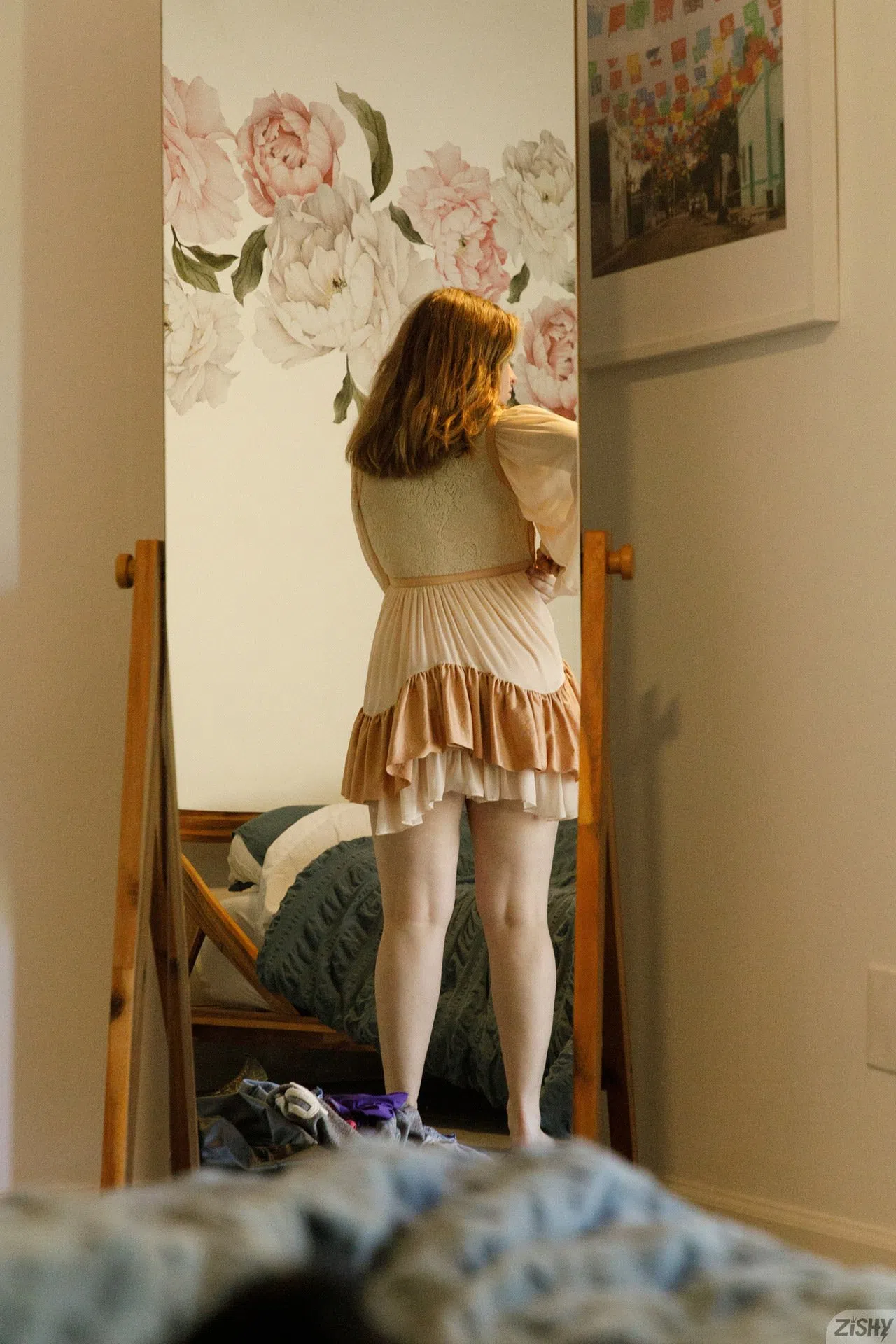 greta-yarbrough-dress-sesh-zishy-165529 Of Page 1-1.webp