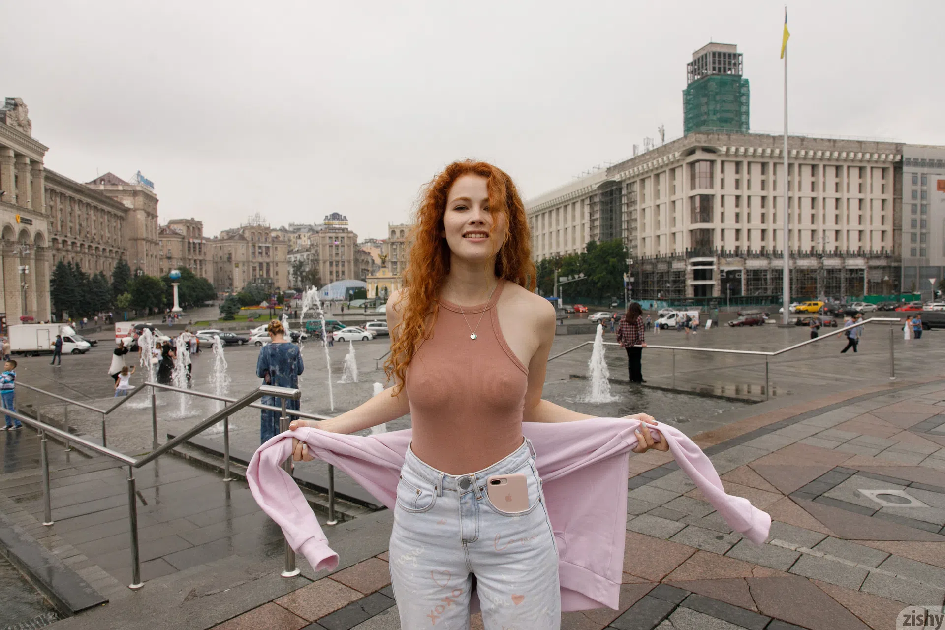 heidi-romanova-shows-me-the-maidan-zishy-57286 Of Page 1-2.webp