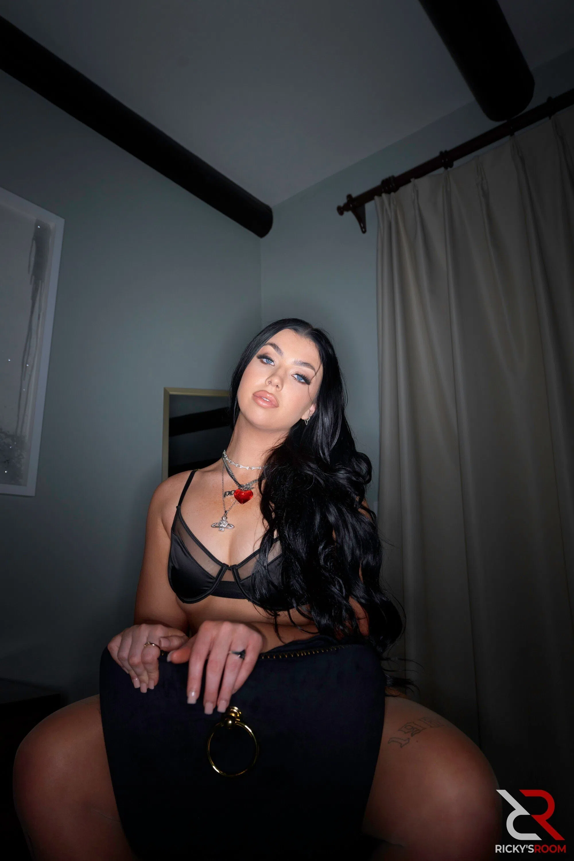 holly-day-ricky-s-room-135170 Of Page 2-10.webp