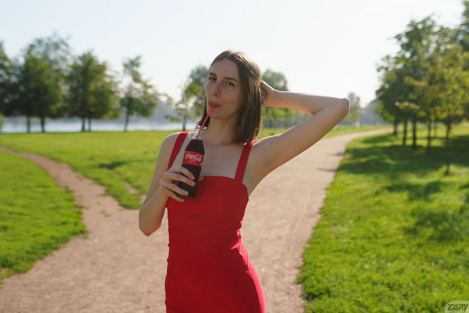 ina-blossom-coca-cola-classic-zishy-171238 Of Page 1-1.webp
