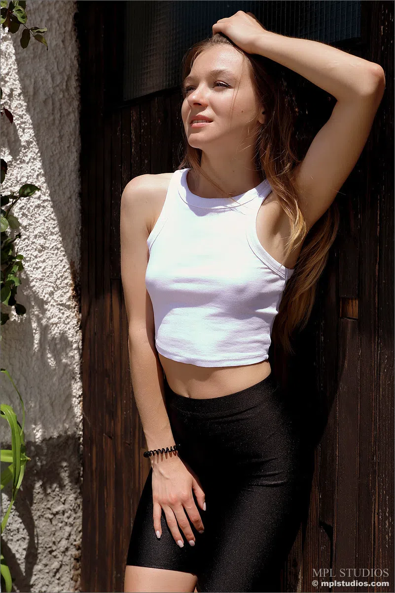 kaleesy-mpl-studios-79617 Of Page 3-11.webp
