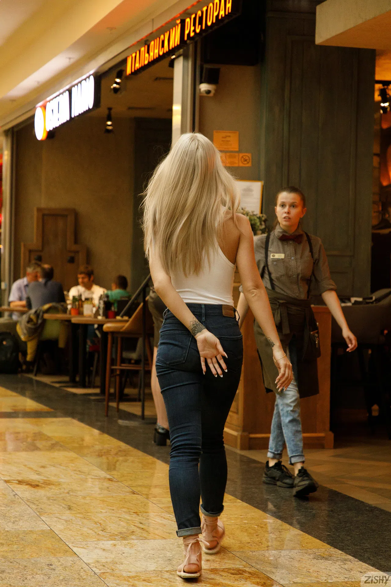 katya-nesterova-moscow-city-meatup-zishy-107323 Of Page 2-9.webp