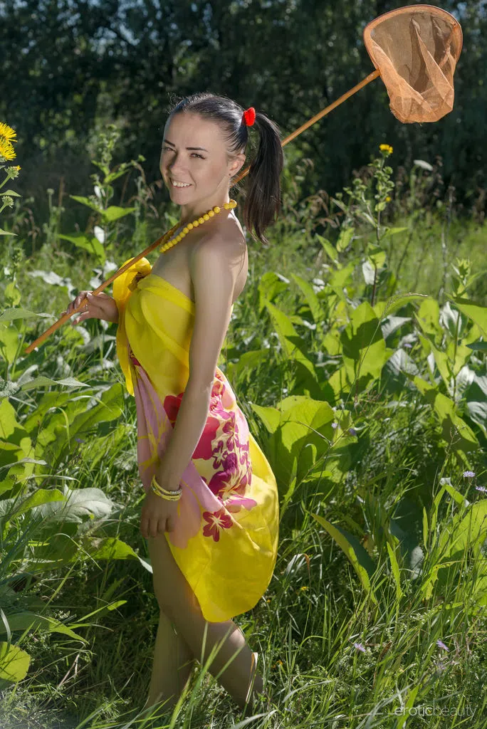 kina-a-erotic-beauty-40094 Of Page 1-2.webp