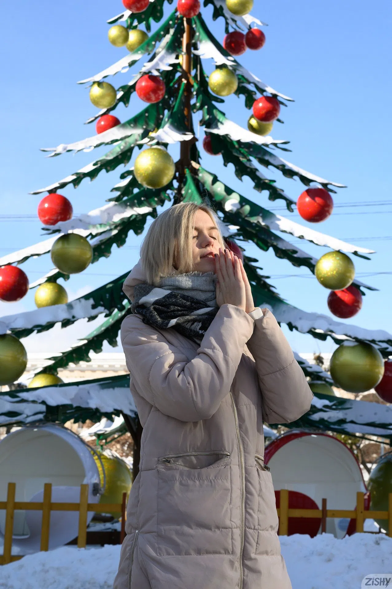 lana-lane-snow-angels-1-zishy-154878 Of Page 1-1.webp