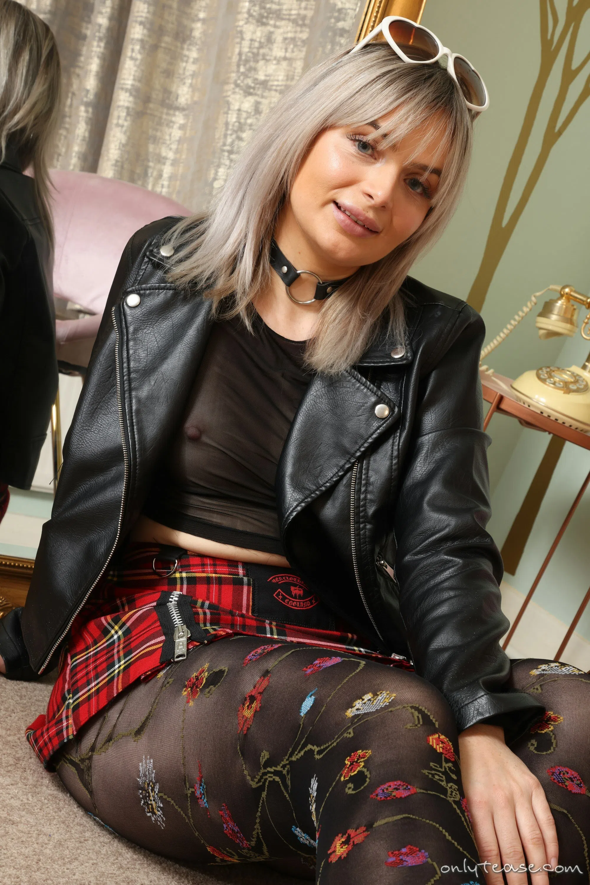 lexie-doll-only-tease-206724 Of Page 1-2.webp