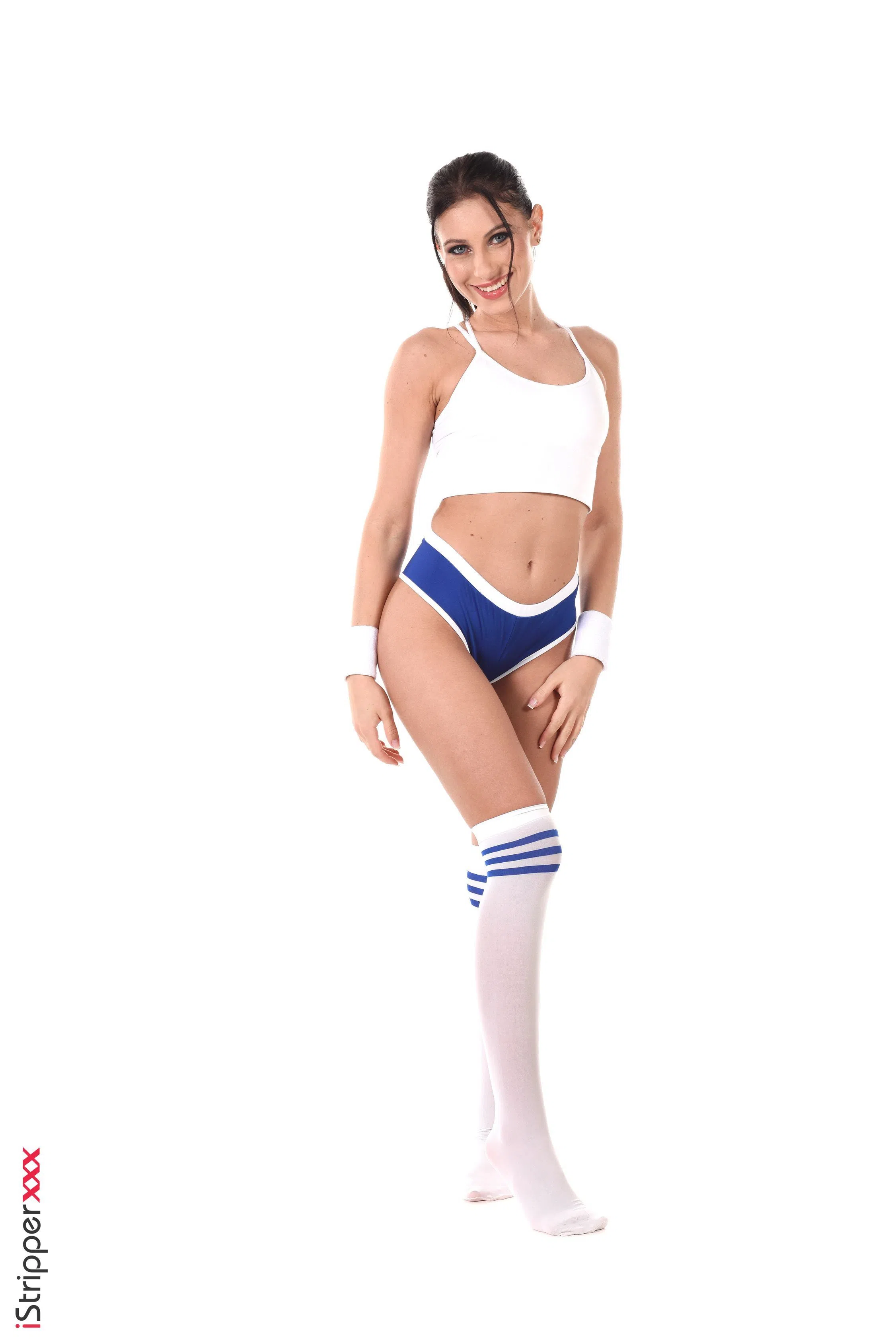 lilly-bella-istripper-140238 Of Page 1-1.webp