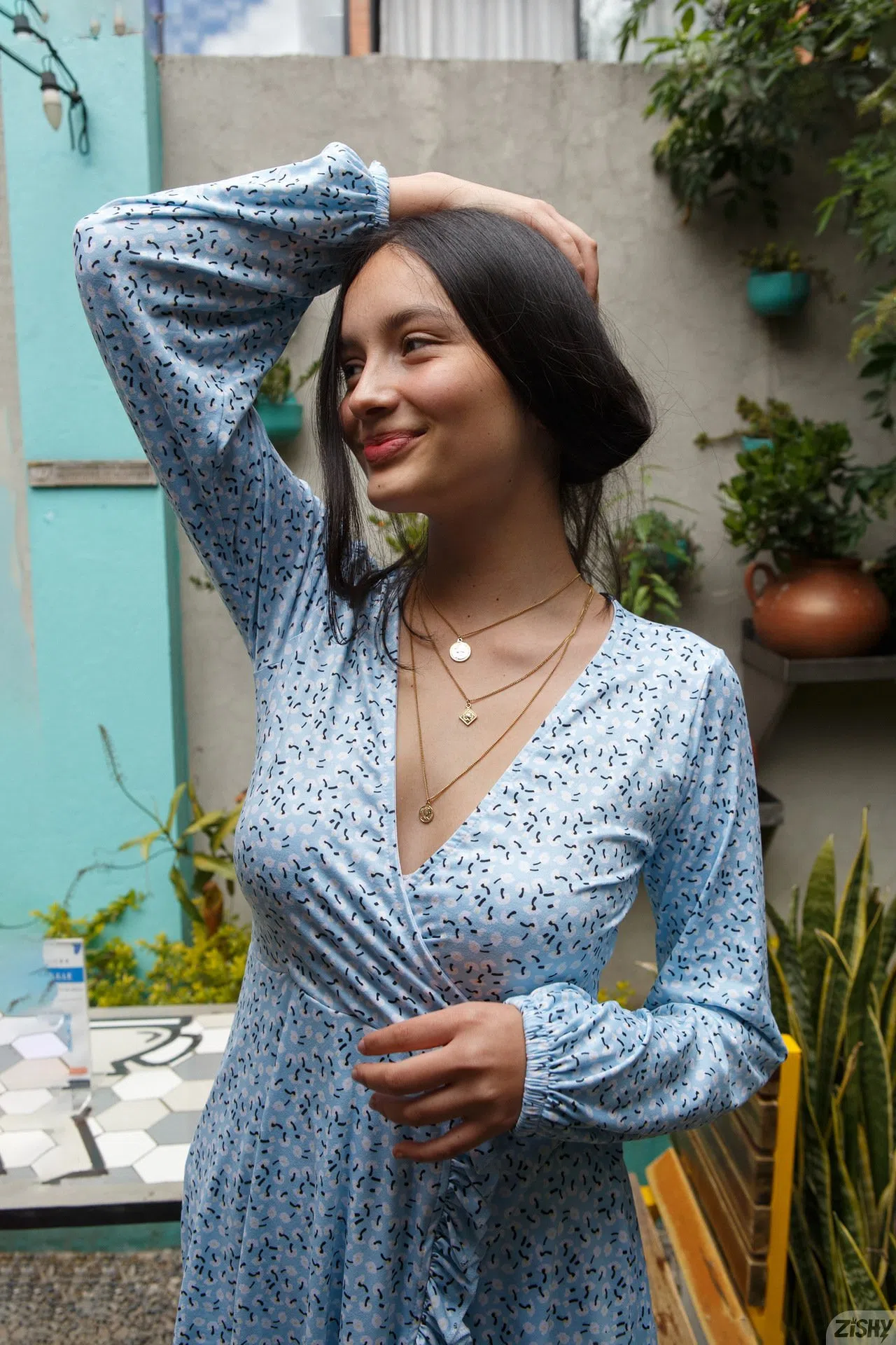 luisa-medrano-la-primera-zishy-117488 Of Page 1-1.webp
