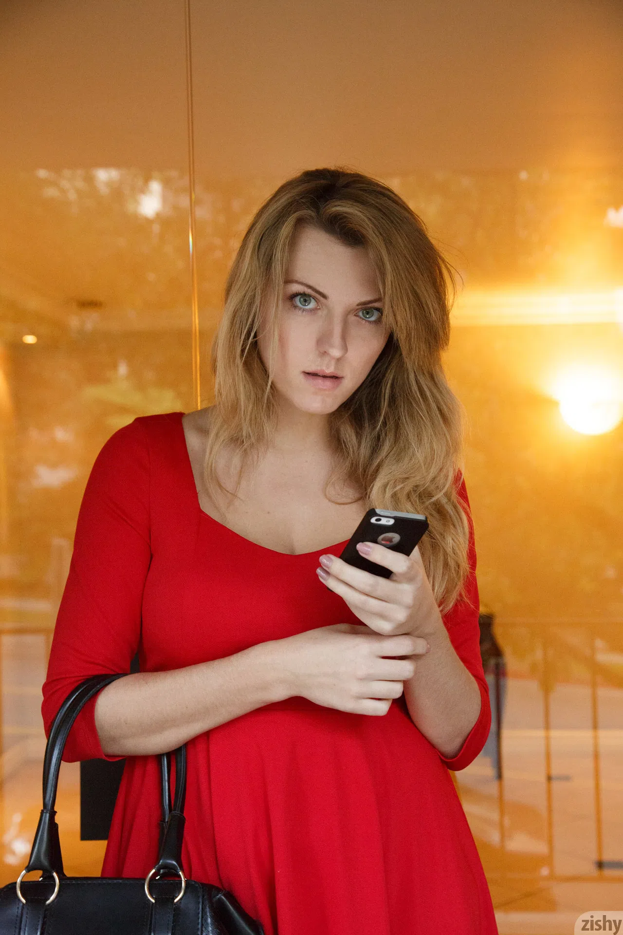 lydia-graniva-plays-strip-chess-zishy-29706 Of Page 1-1.webp