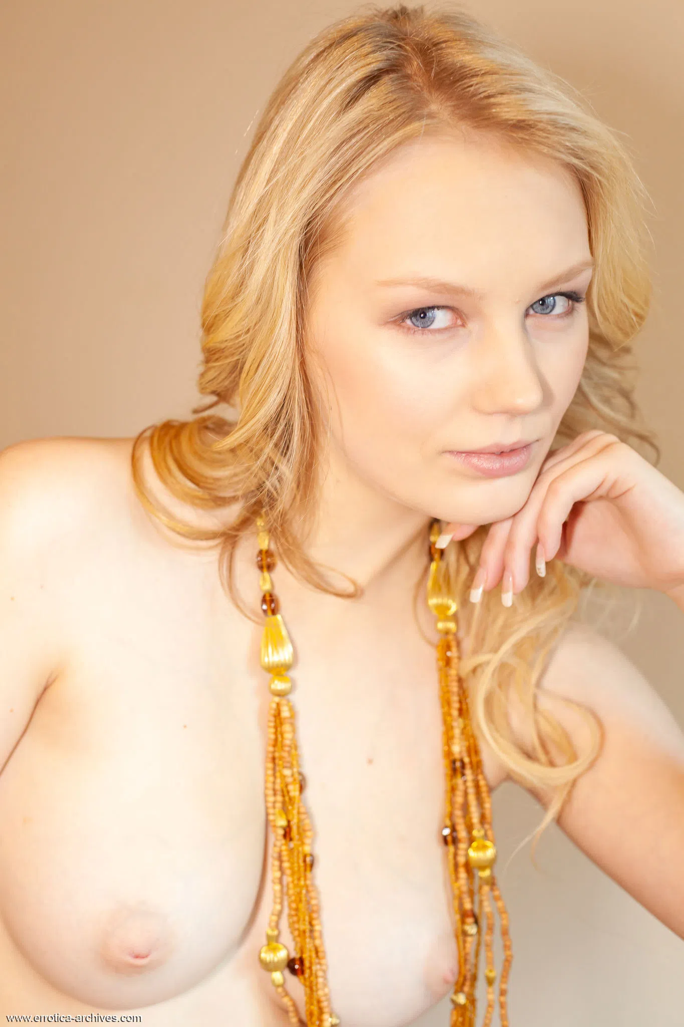 lynne-errotica-archives-184851 Of Page 2-6.webp