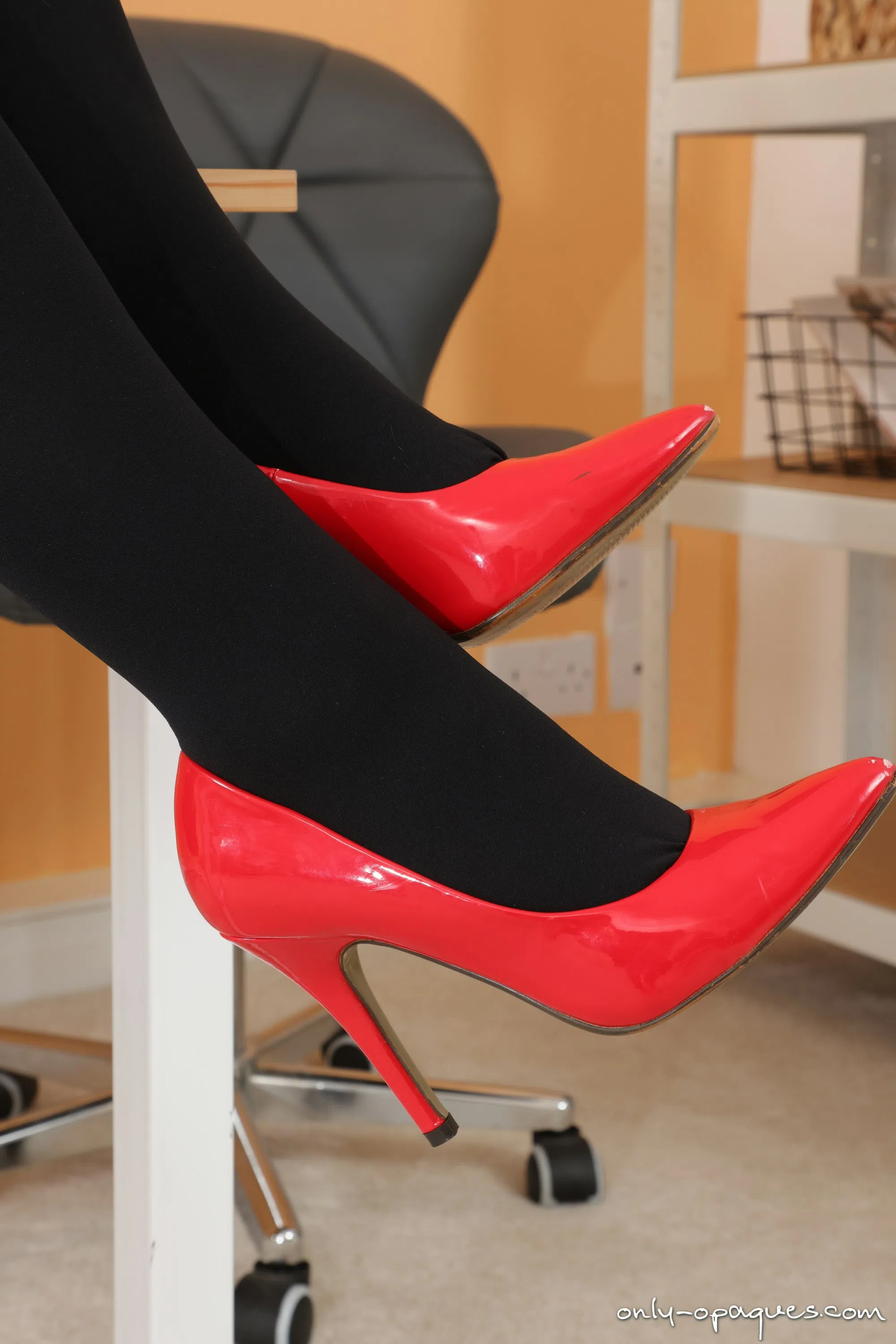 miss-bella-hunter-only-opaques-176432 Of Page 2-10.webp
