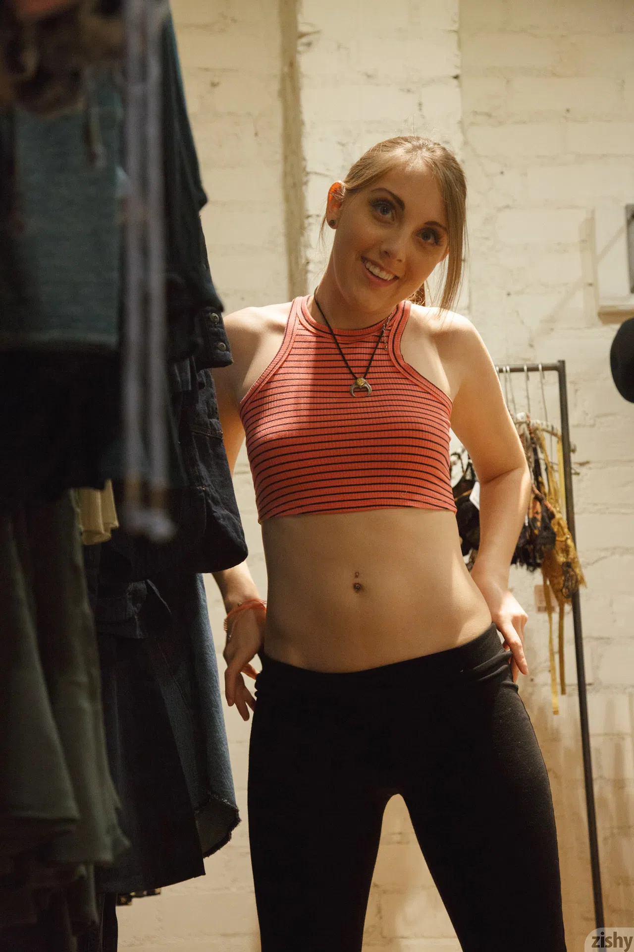 nickey-huntsman-sends-out-good-vibes-zishy-31970 Of Page 2-7.webp