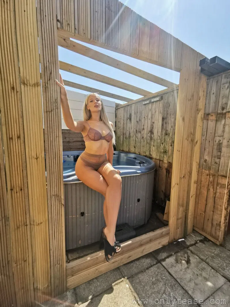 paige-f-only-tease-110398 Of Page 1-3.webp