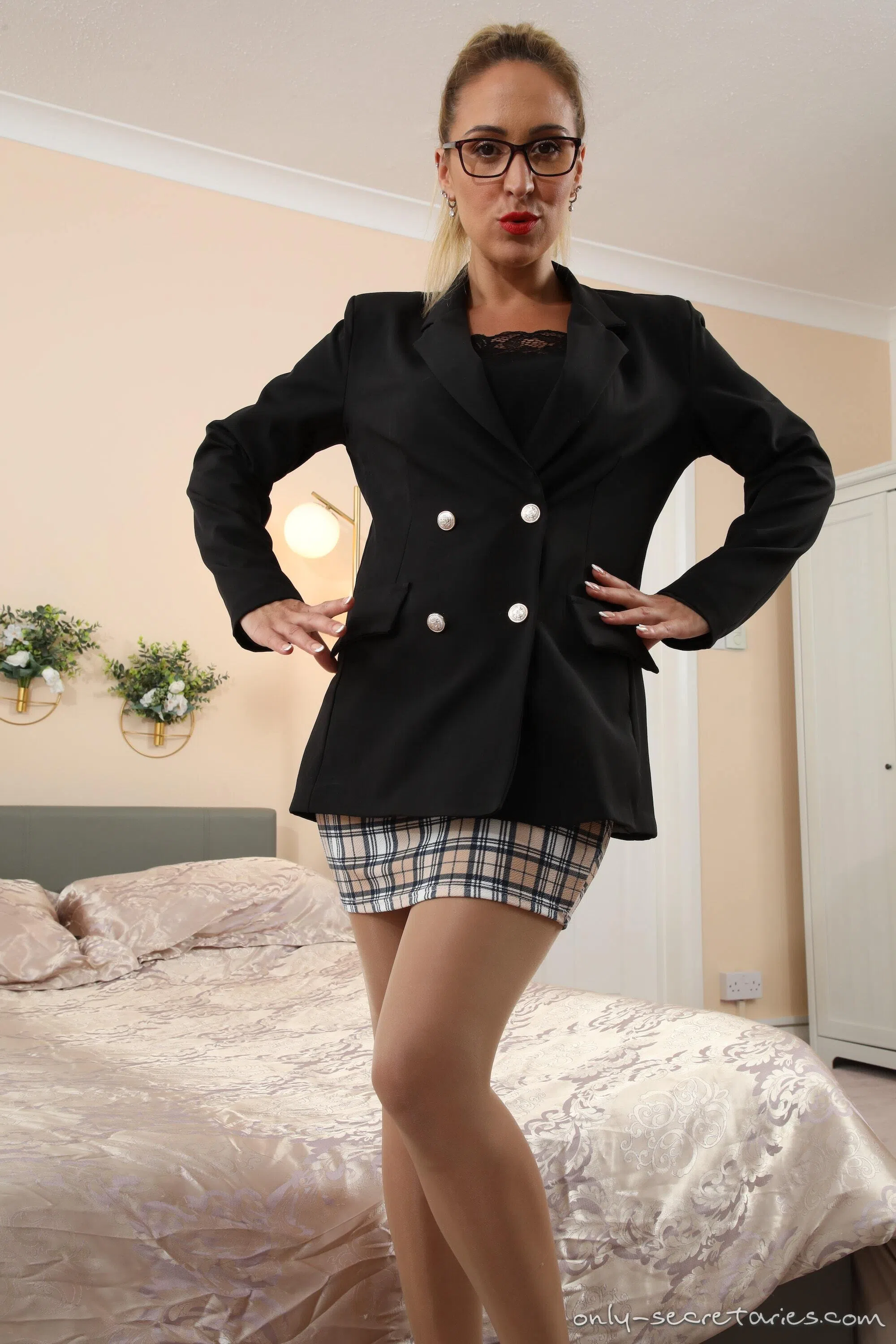 samantha-only-secretaries-163564 Of Page 1-1.webp