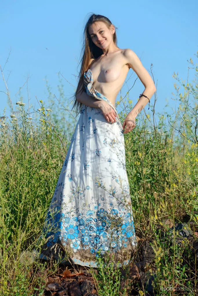 selin-erotic-beauty-67503 Of Page 3-11.webp