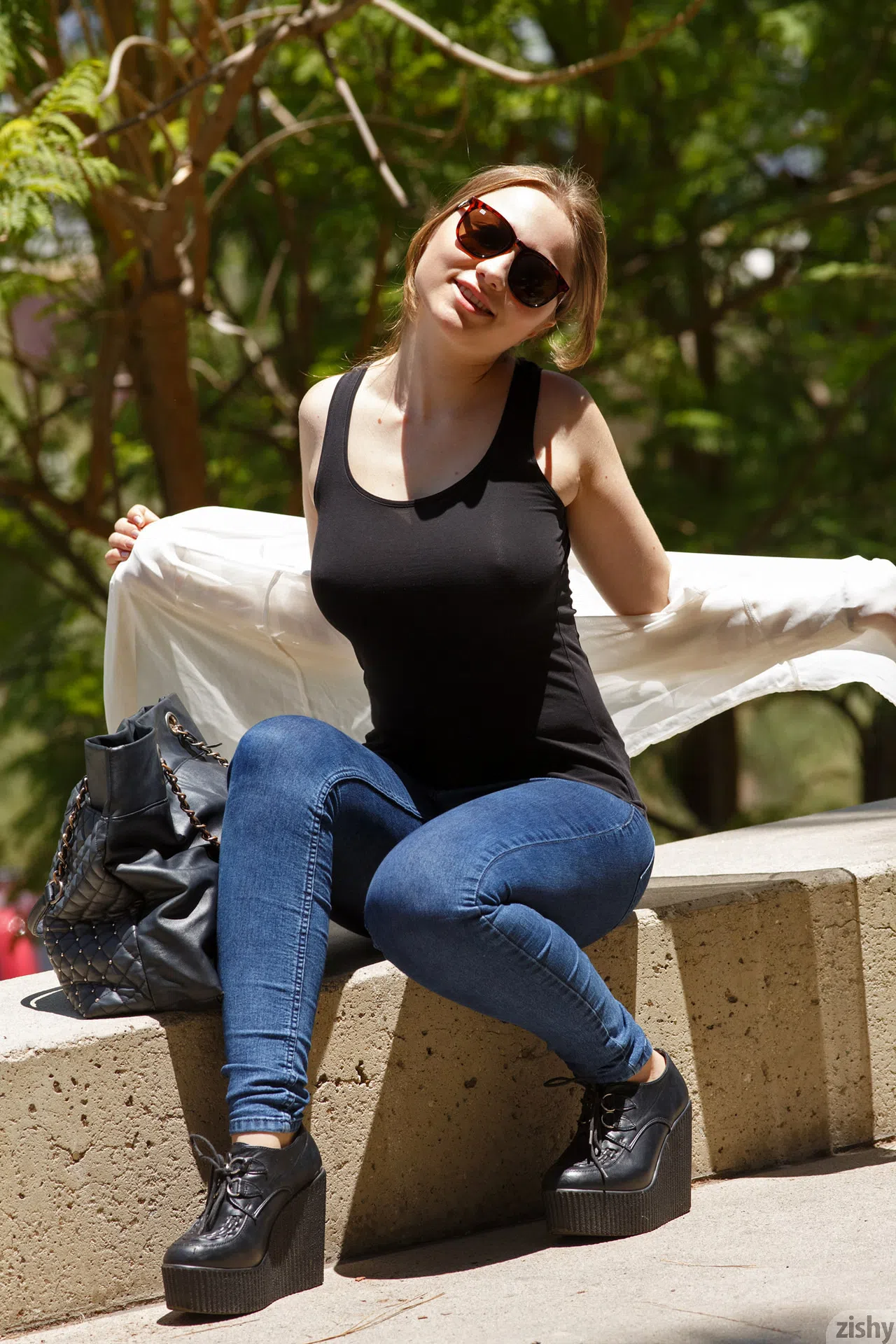 zuzanna-miros-art-school-dropouts-zishy-29890 Of Page 1-1.webp