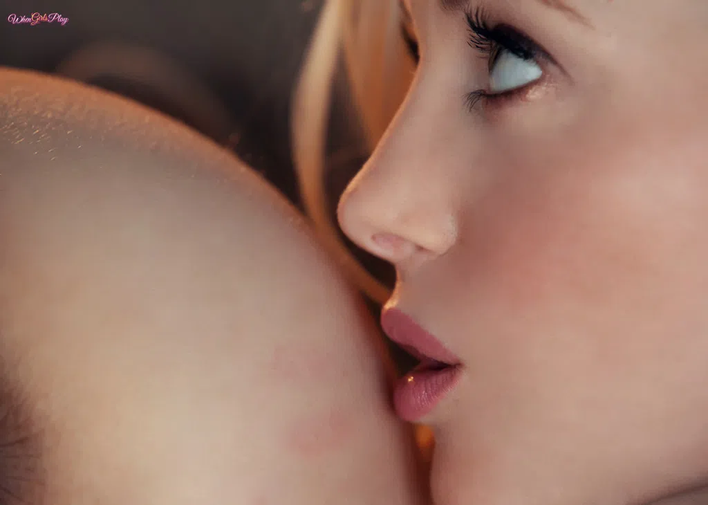 aiden-ashley-charlotte-stokely-they-know-how-to-play-twistys-2097 Of Page 3-12.webp