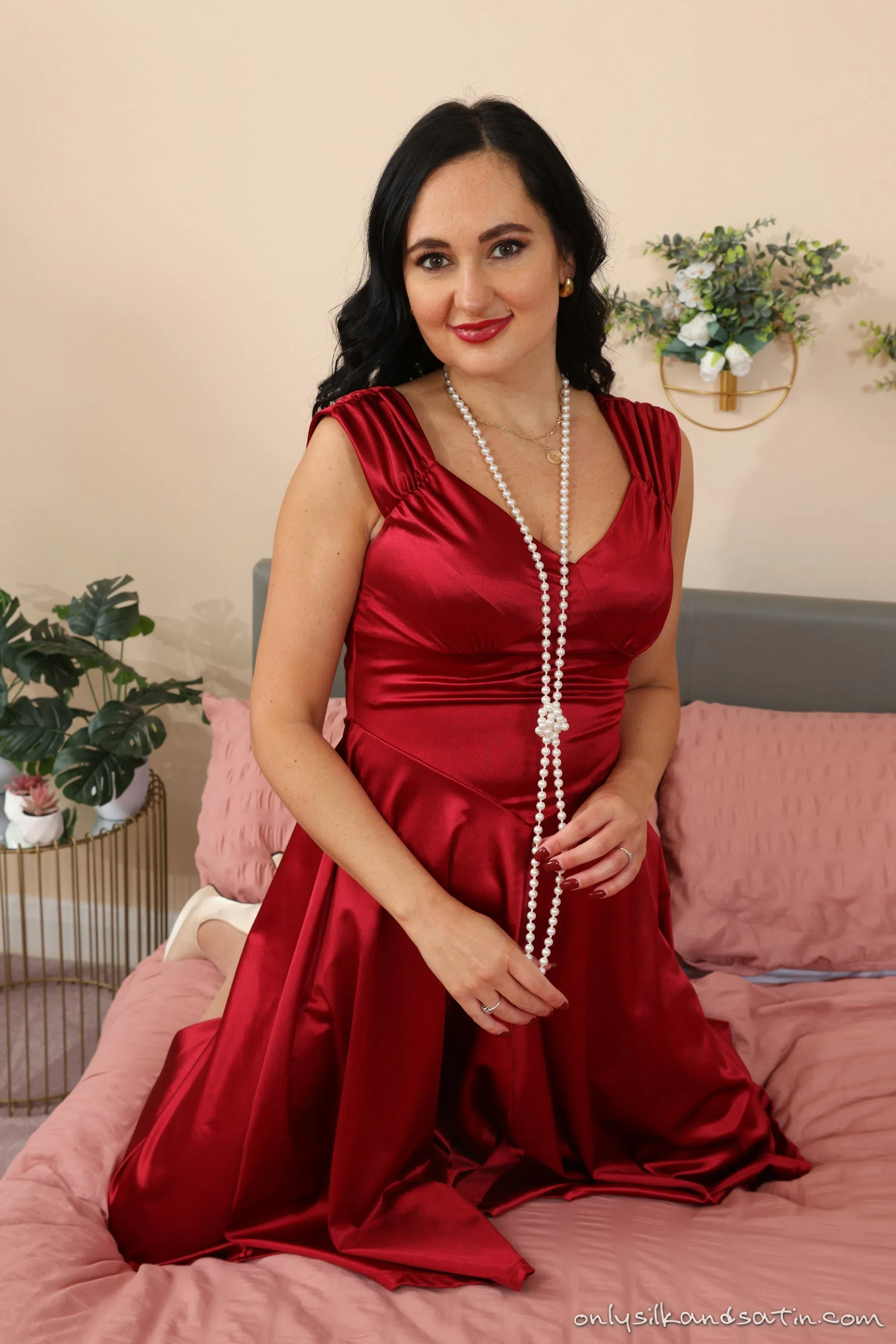 bonnie-only-silk-and-satin-208549 Of Page 1-4.webp