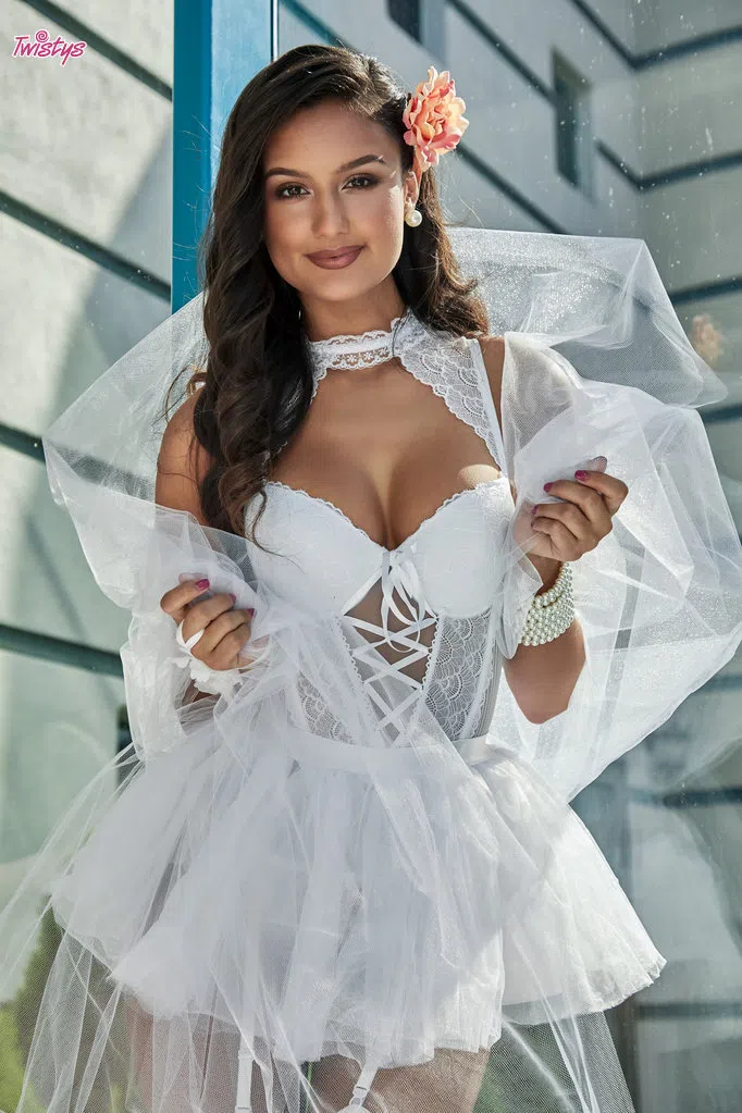 eliza-ibarra-in-blushing-bride-twistys-51966 Of Page 1-3.webp