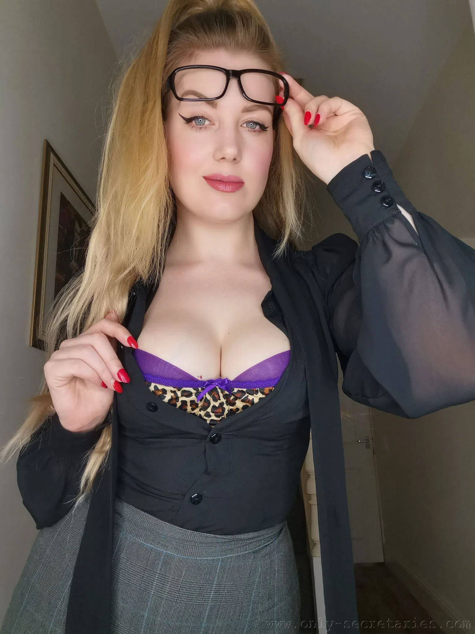 frankii-wilde-only-secretaries-94230 Of Page 1-2.webp