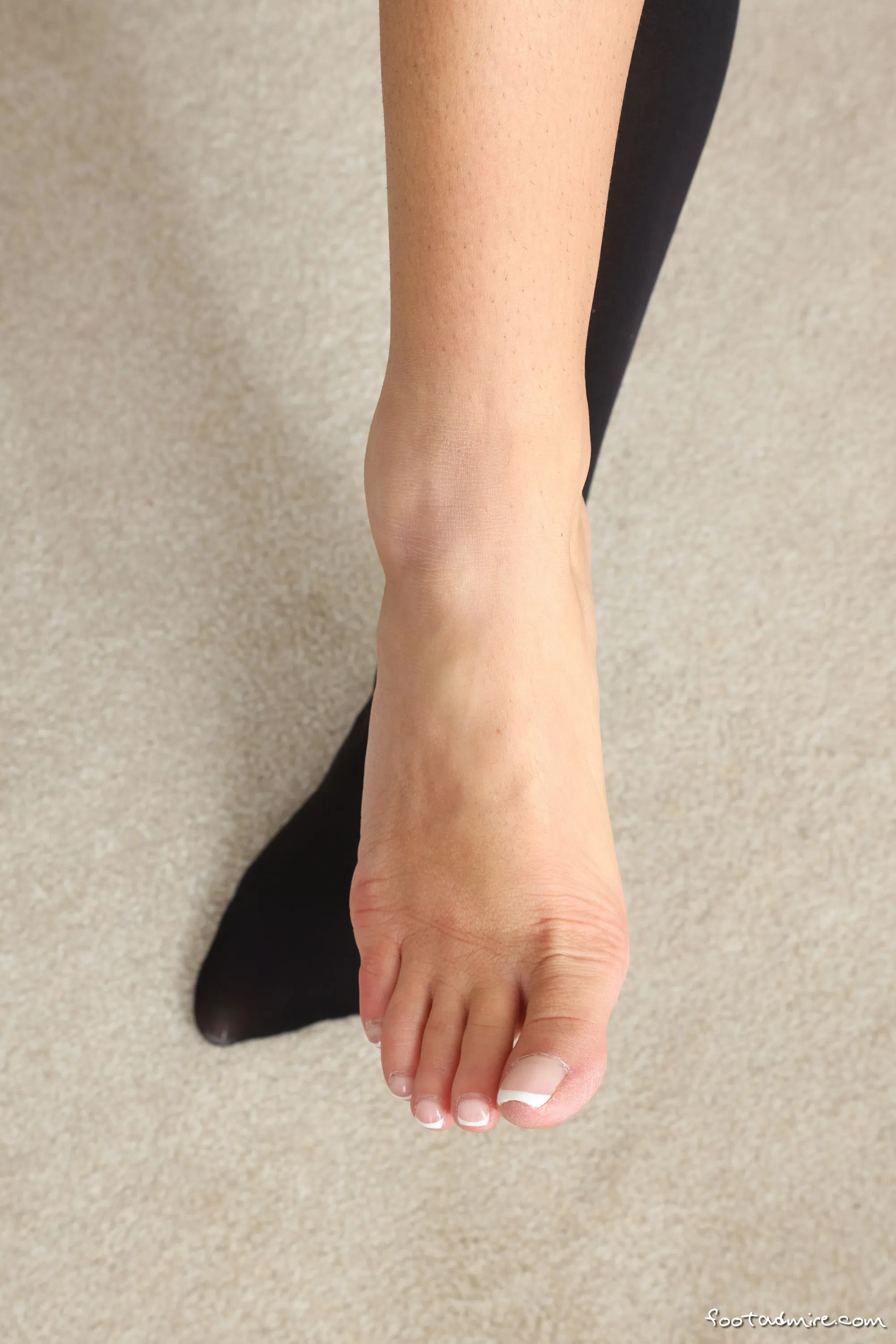 lauren-louise-foot-admire-197958 Of Page 2-7.webp