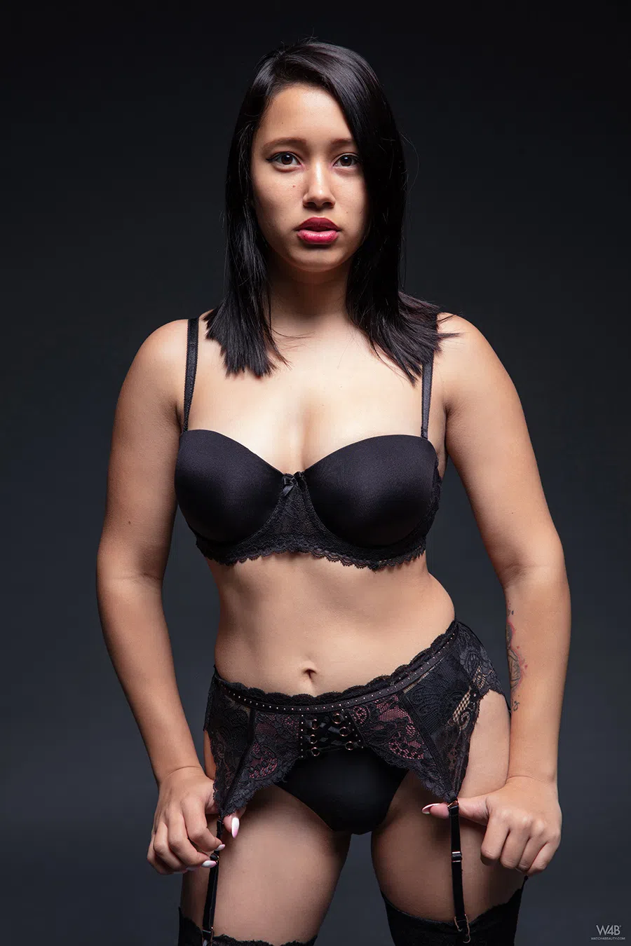 lia-ponce-watch-4-beauty-111348 Of Page 1-1.webp