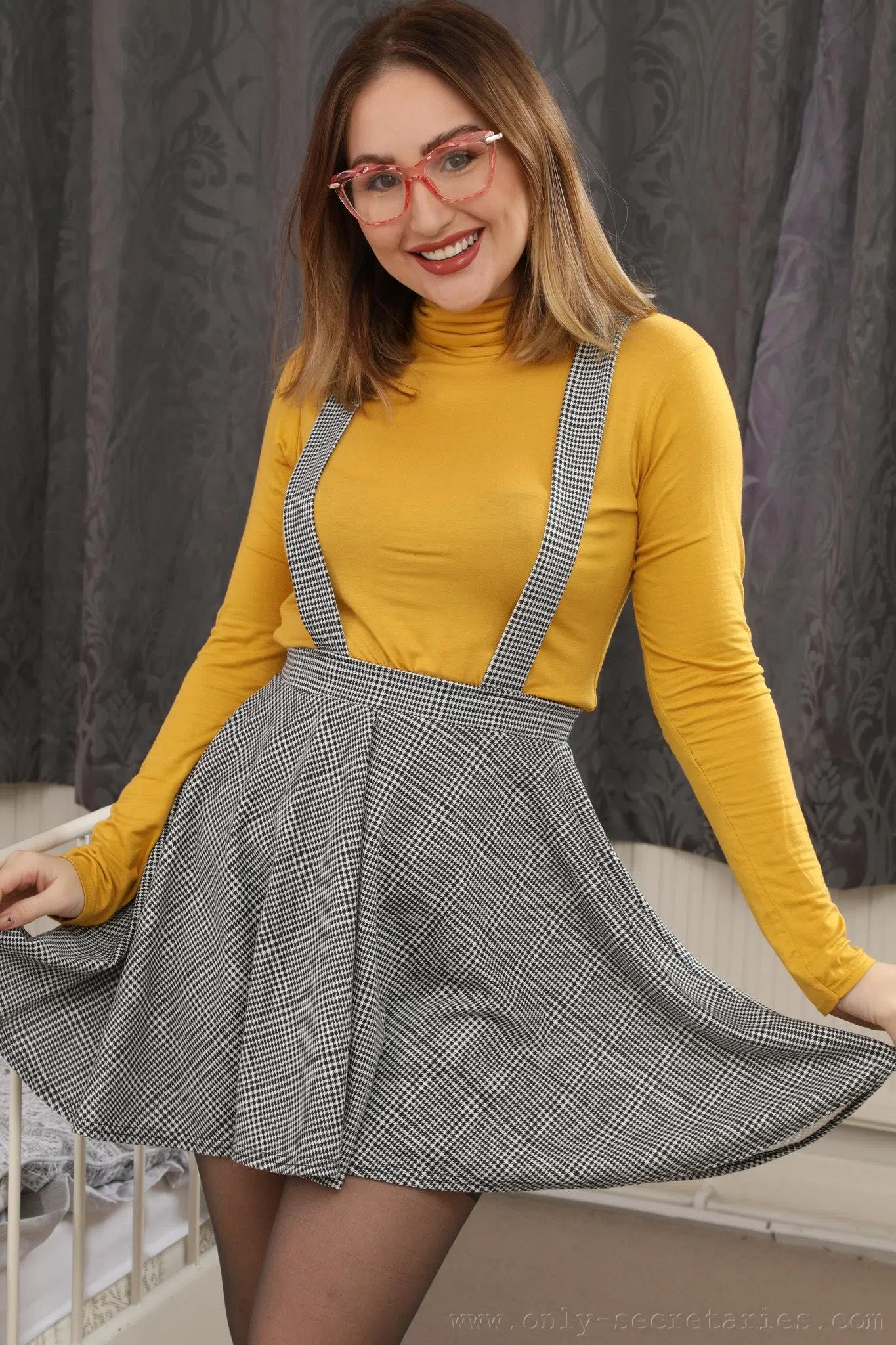 rachelle-only-secretaries-99381 Of Page 1-1.webp