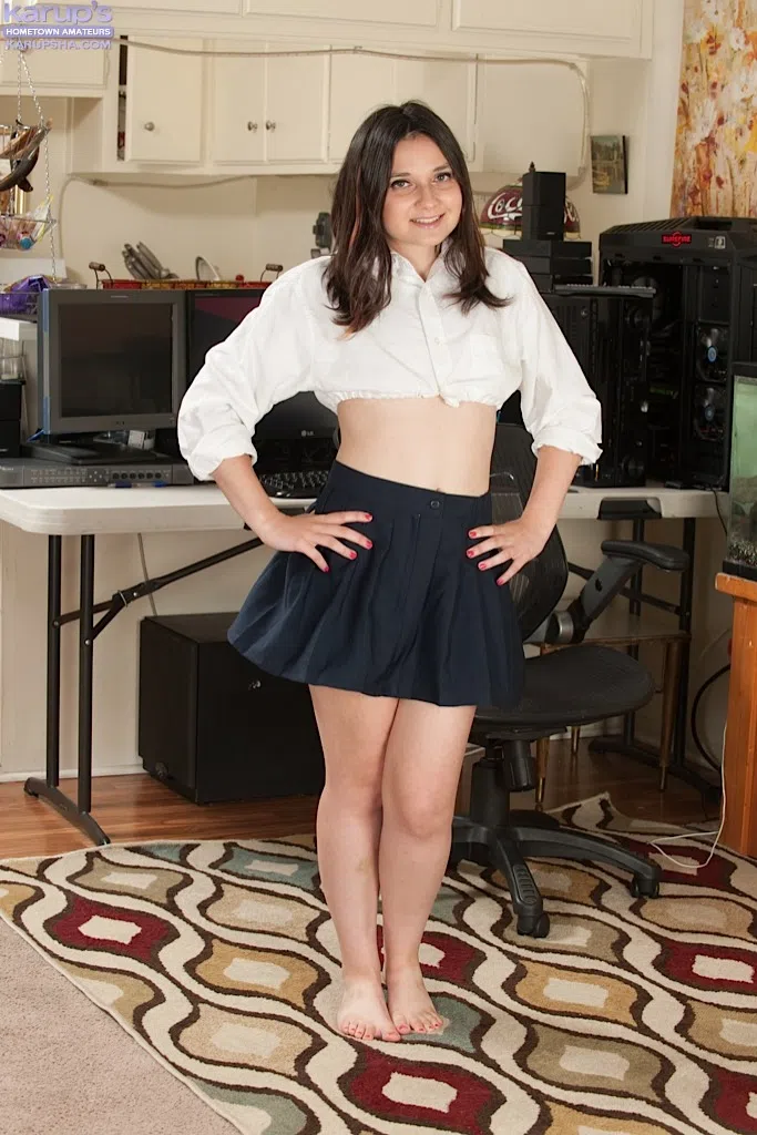 amy-faye-karup-s-hometown-amateurs-2-5739 Of Page 1-1.webp
