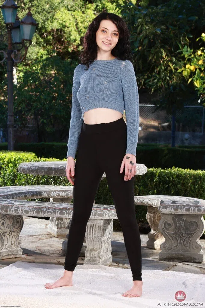 corra-cox-atk-galleria-115072 Of Page 1-1.webp