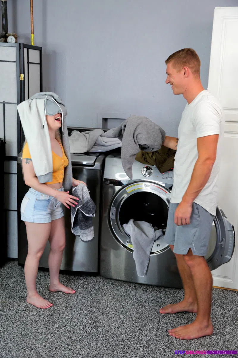 haley-spades-step-siblings-caught-109583 Of Page 1-5.webp