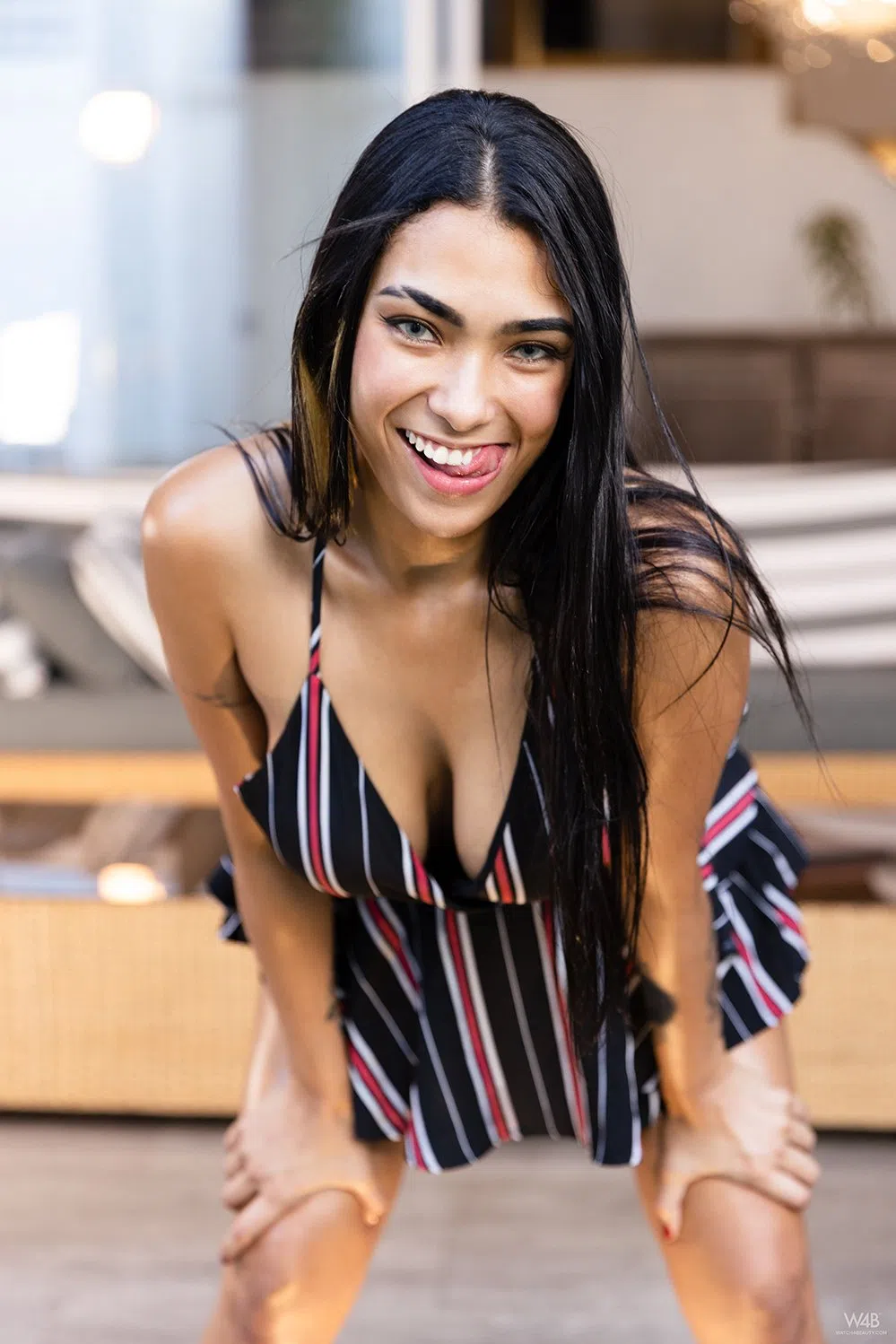 karen-cardona-watch-4-beauty-132527 Of Page 1-3.webp