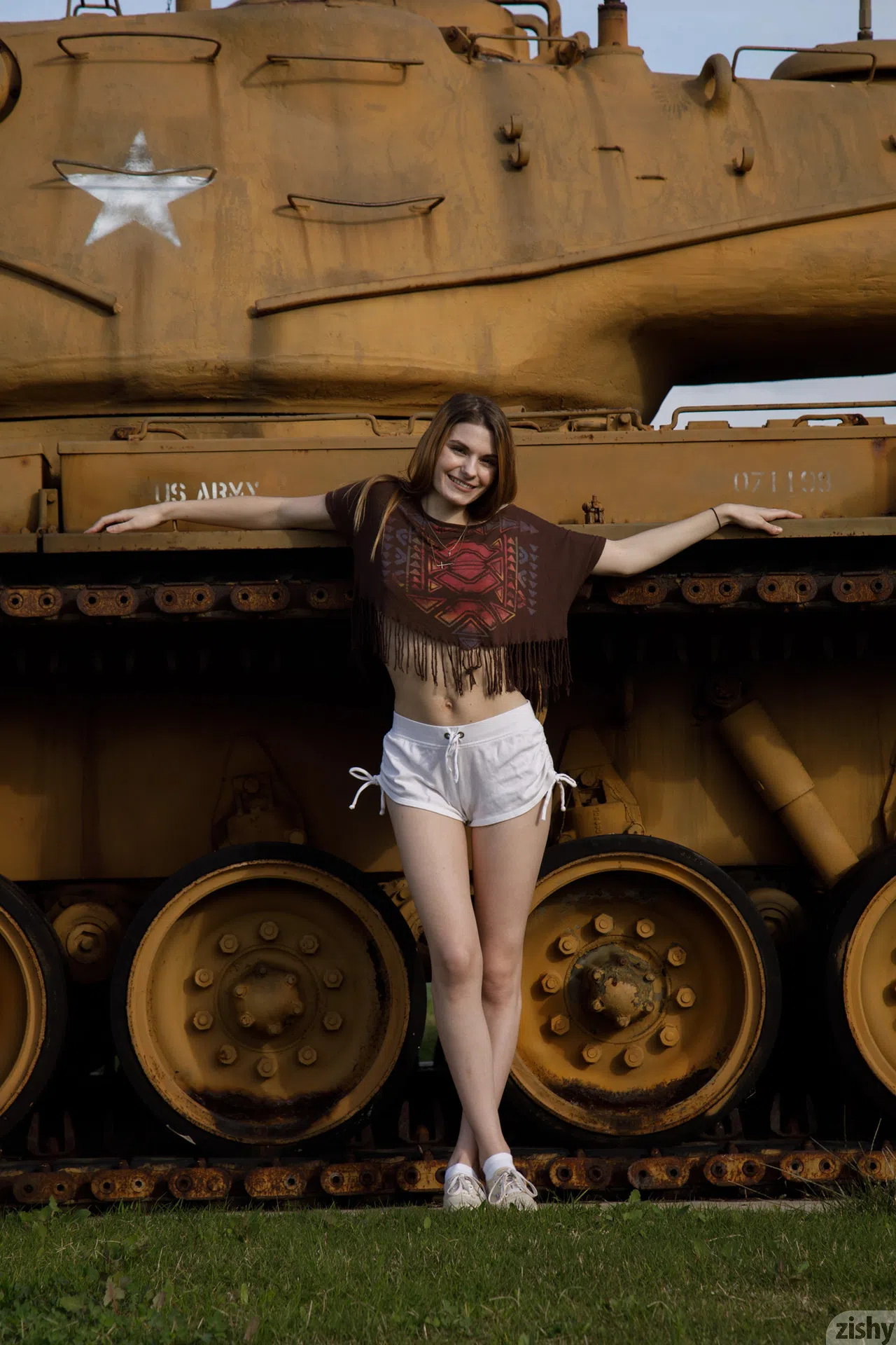 lauralynn-parrish-give-peace-a-tank-zishy-37916 Of Page 1-1.webp