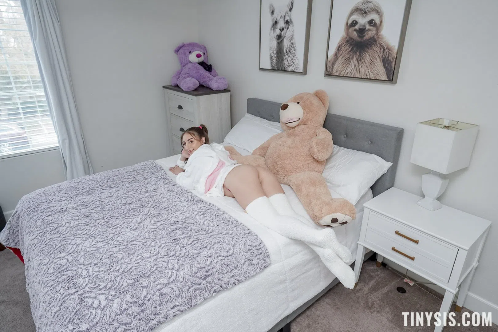 penelope-kay-tiny-sis-115397 Of Page 1-2.webp