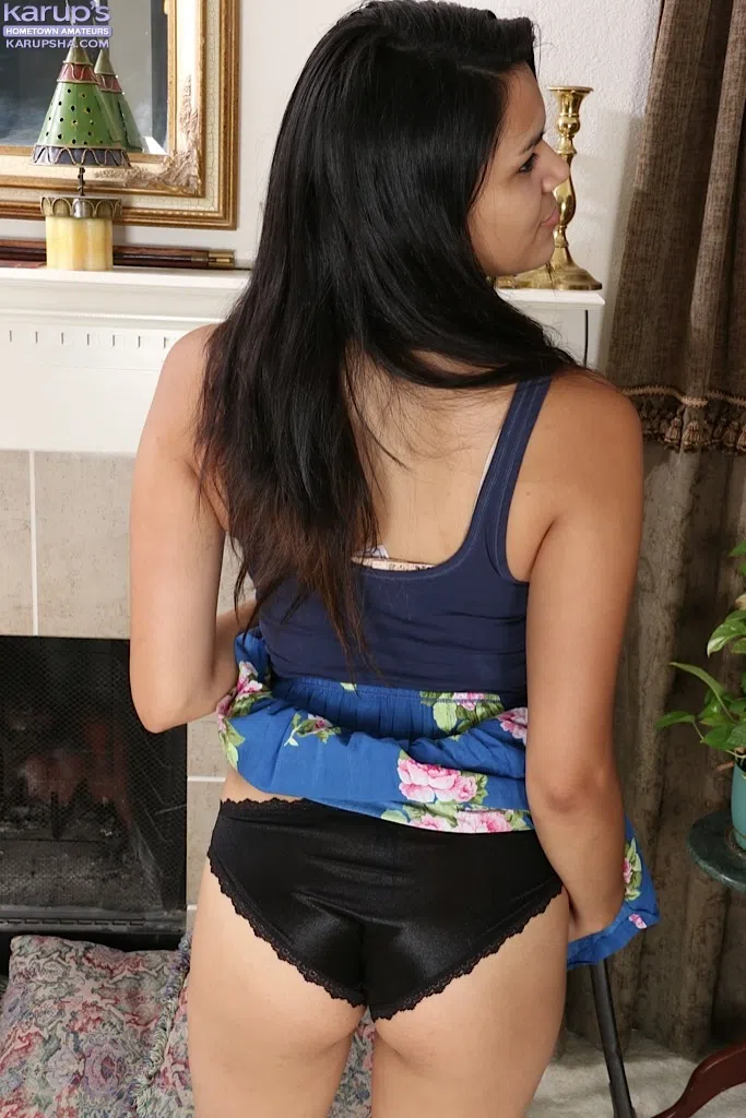selena-garcia-karup-s-hometown-amateurs-2-8455 Of Page 1-2.webp