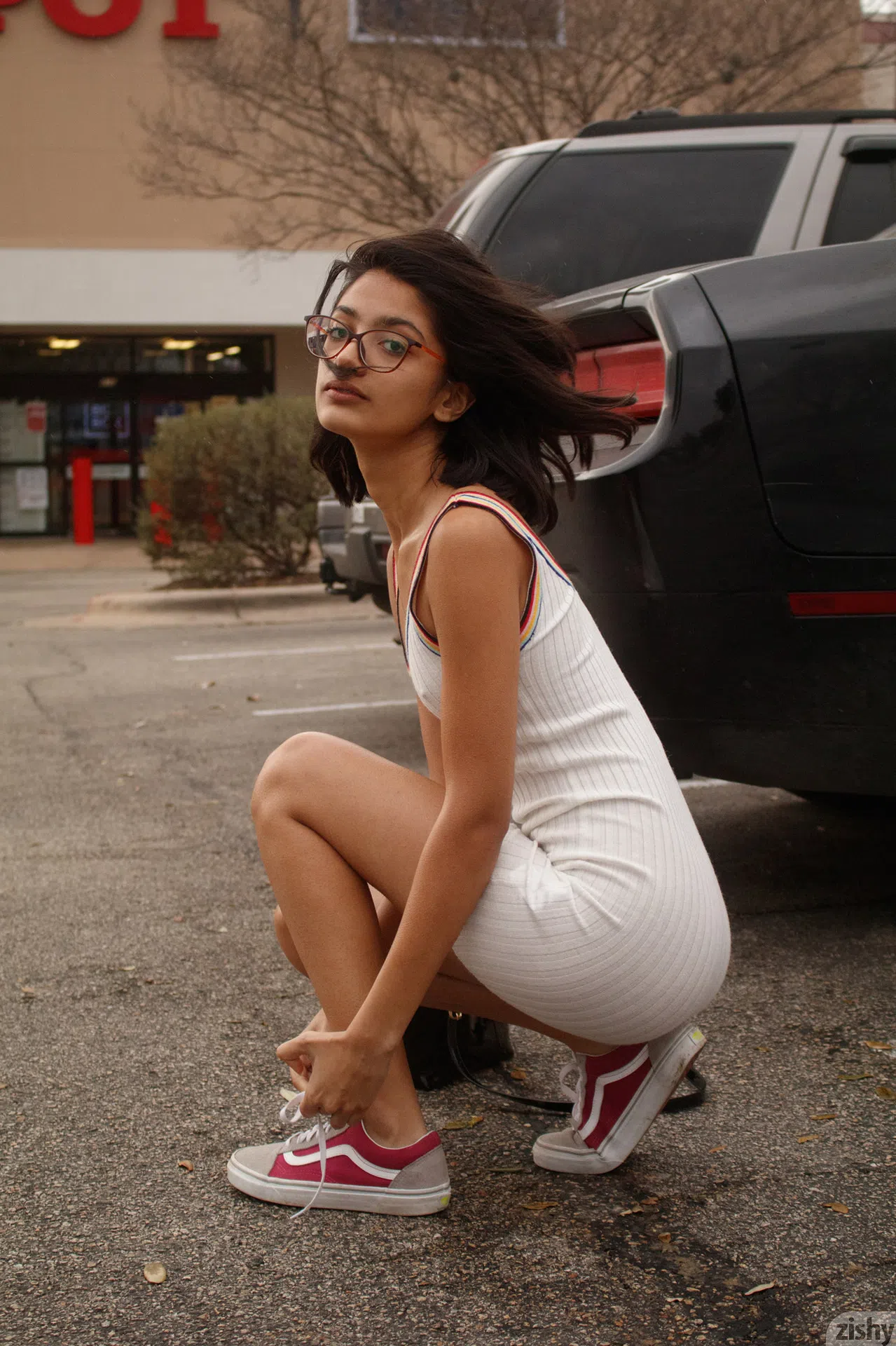 ushna-malik-taking-care-of-business-zishy-44215 Of Page 1-2.webp