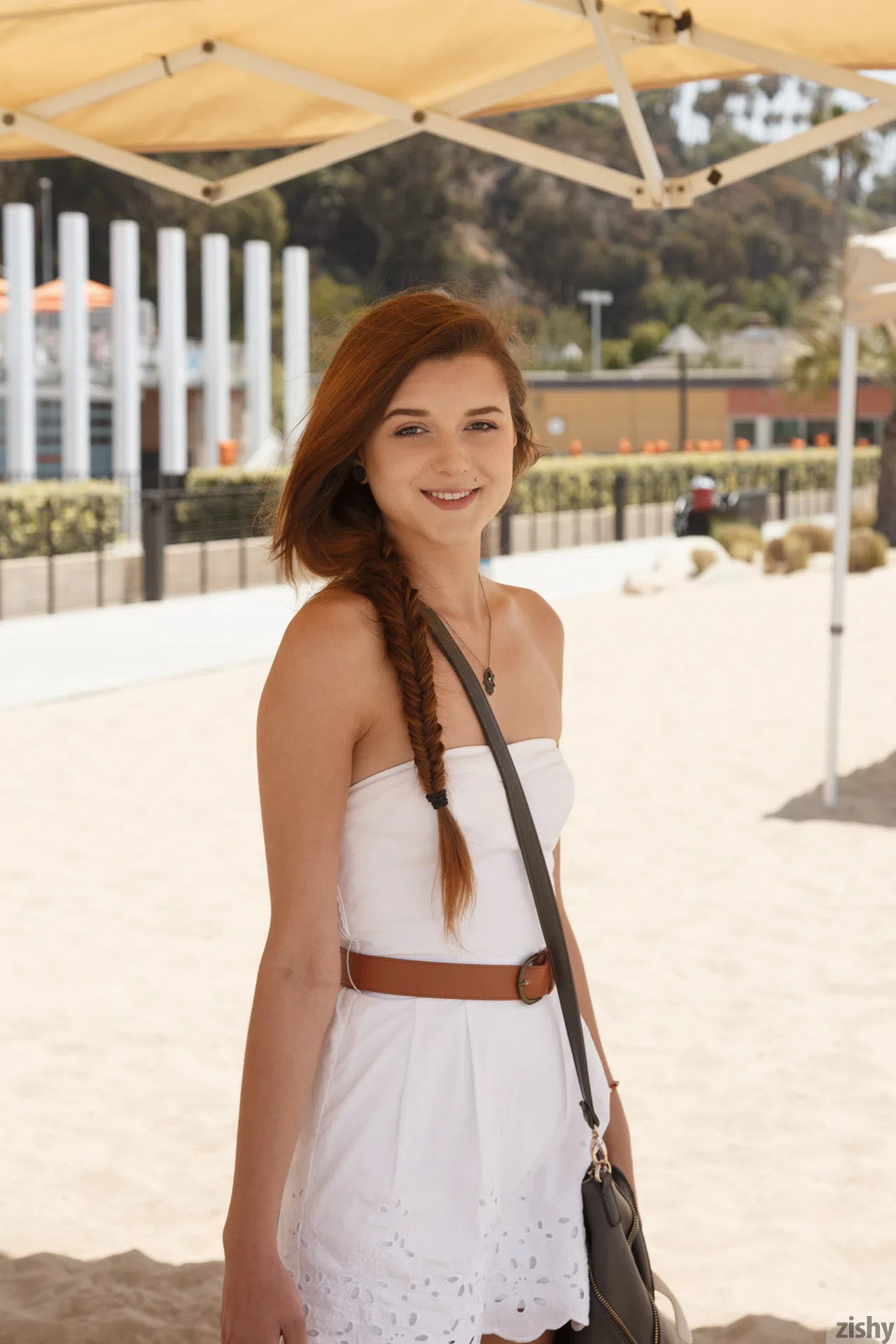 alex-mae-unseen-at-annenberg-zishy-11042 Of Page 1-4.webp