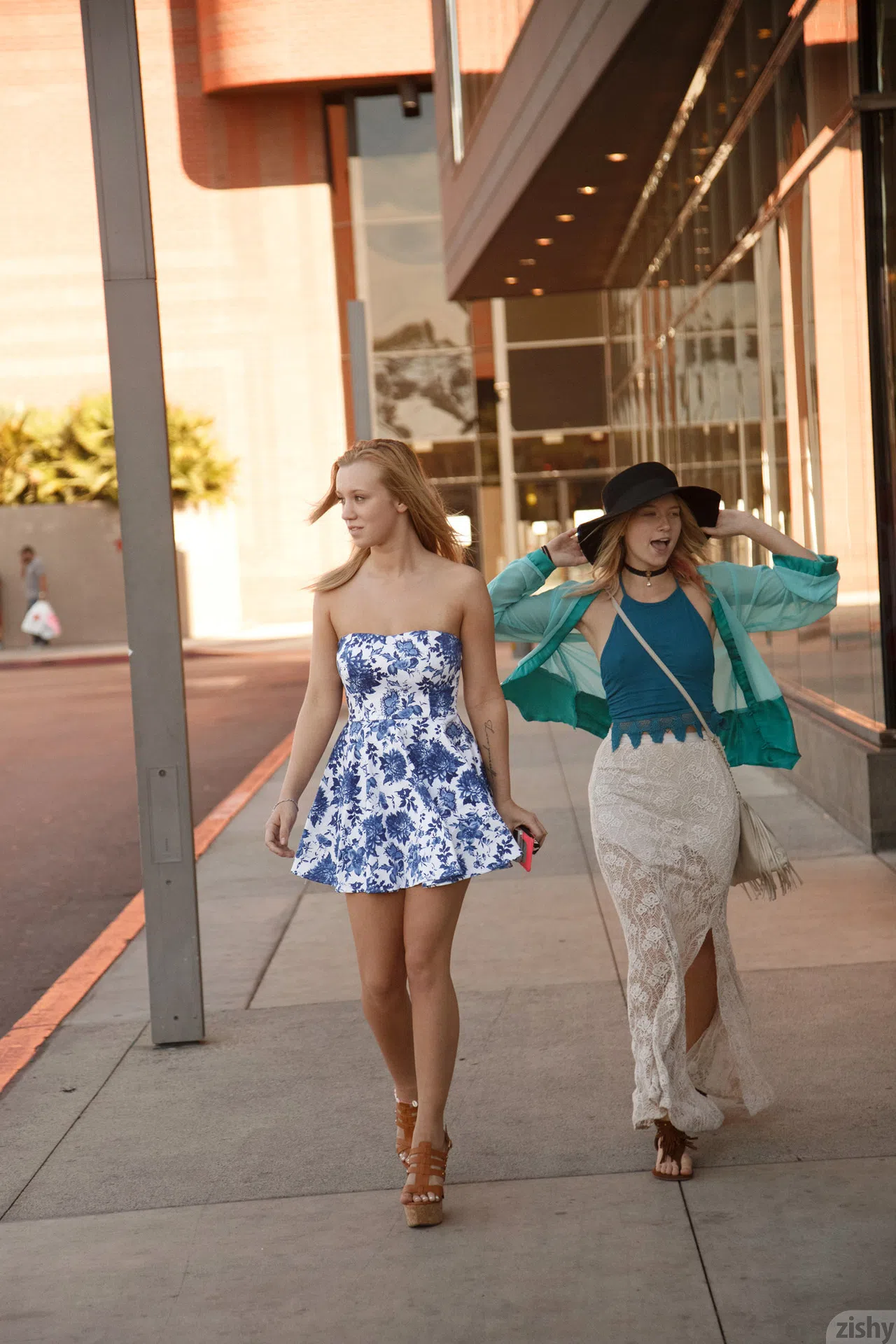arya-fae-bailey-brooke-as-mall-rats-zishy-13051 Of Page 1-4.webp