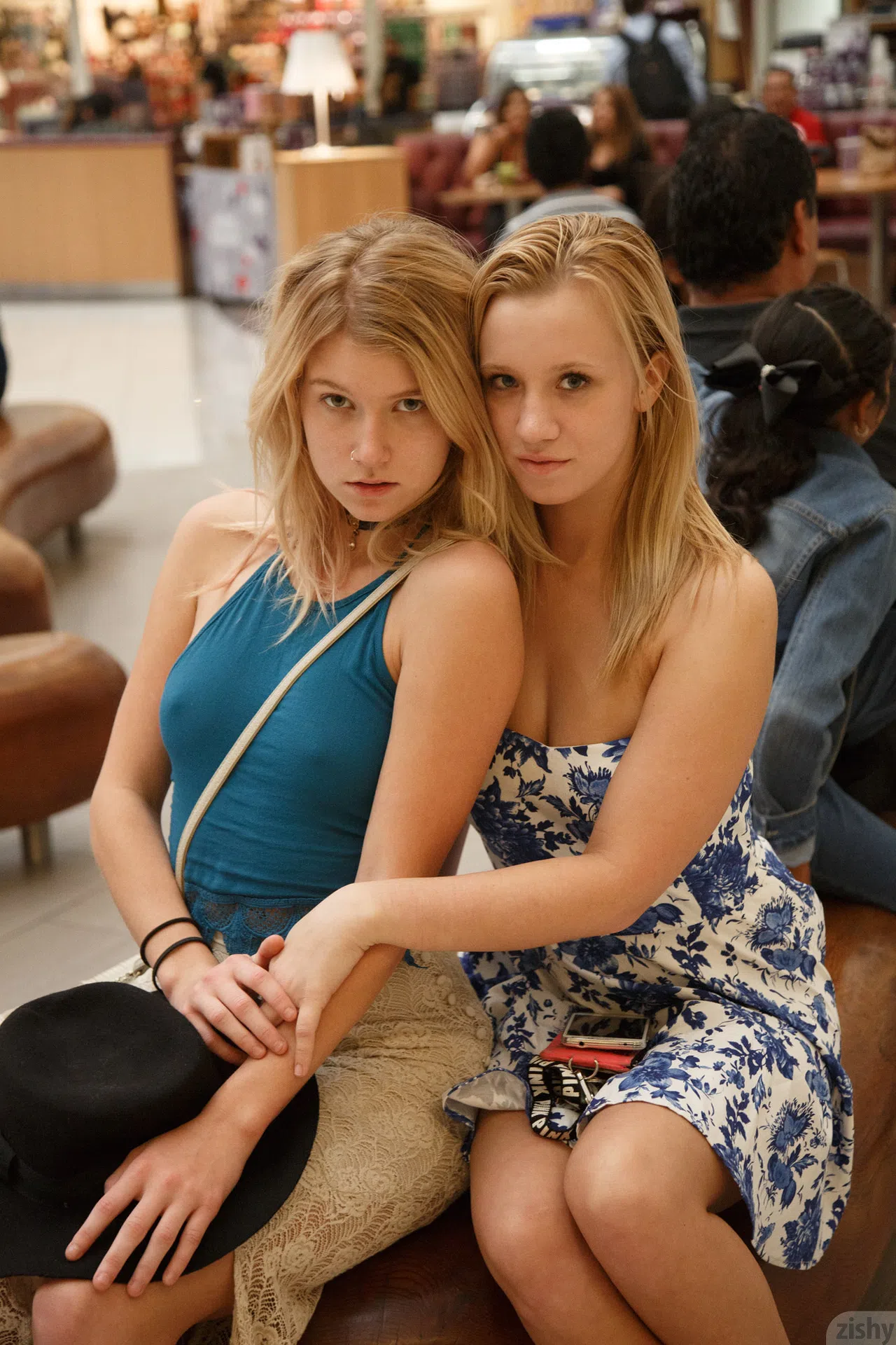 arya-fae-bailey-brooke-as-mall-rats-zishy-13051 Of Page 2-6.webp