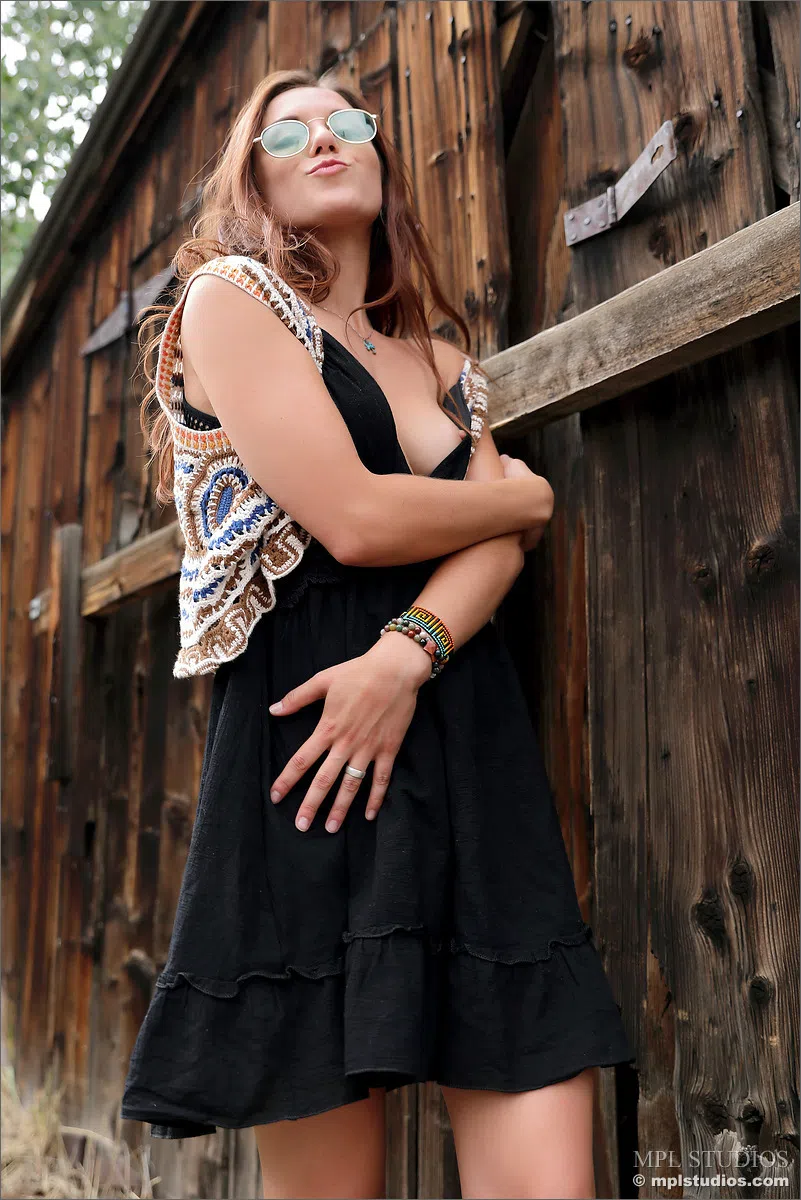 elena-generi-mpl-studios-78394 Of Page 2-6.webp