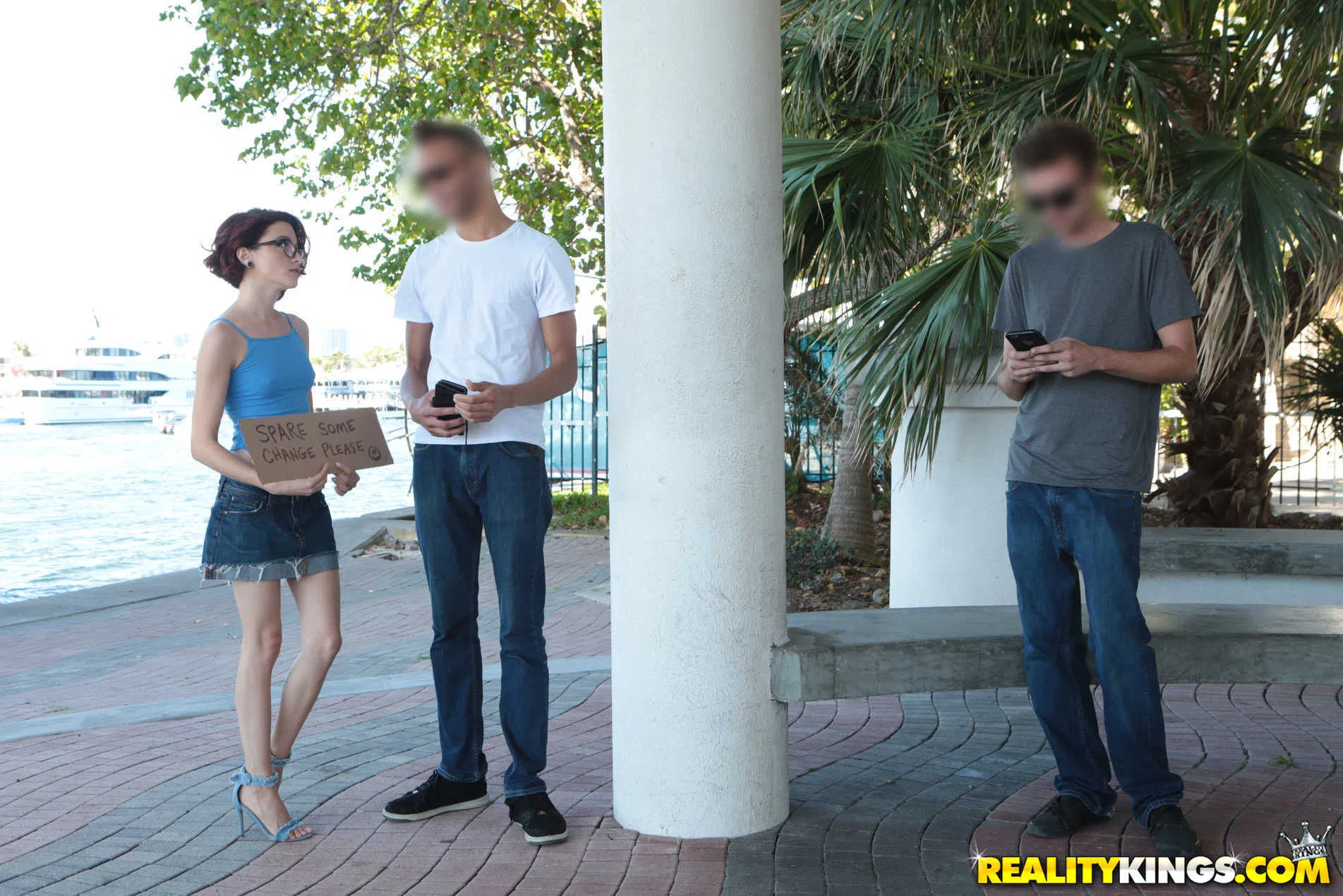 lola-fae-street-blowjobs-41163 Of Page 1-1.webp