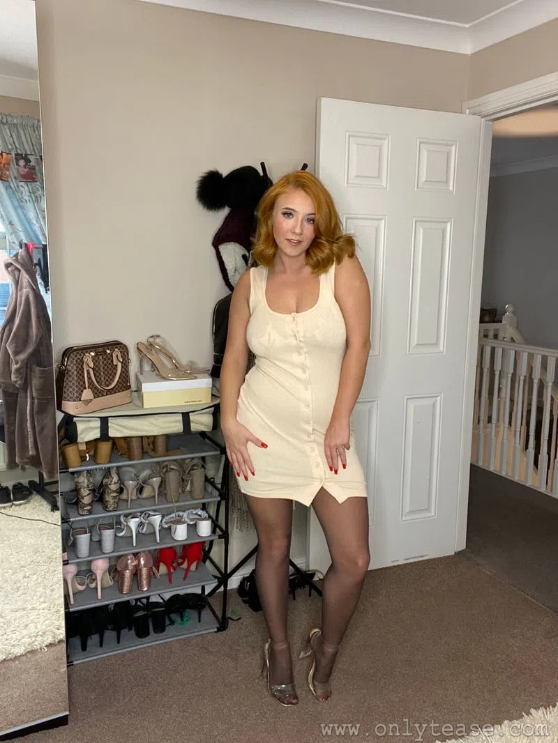 robyn-j-only-tease-83317 Of Page 1-1.webp