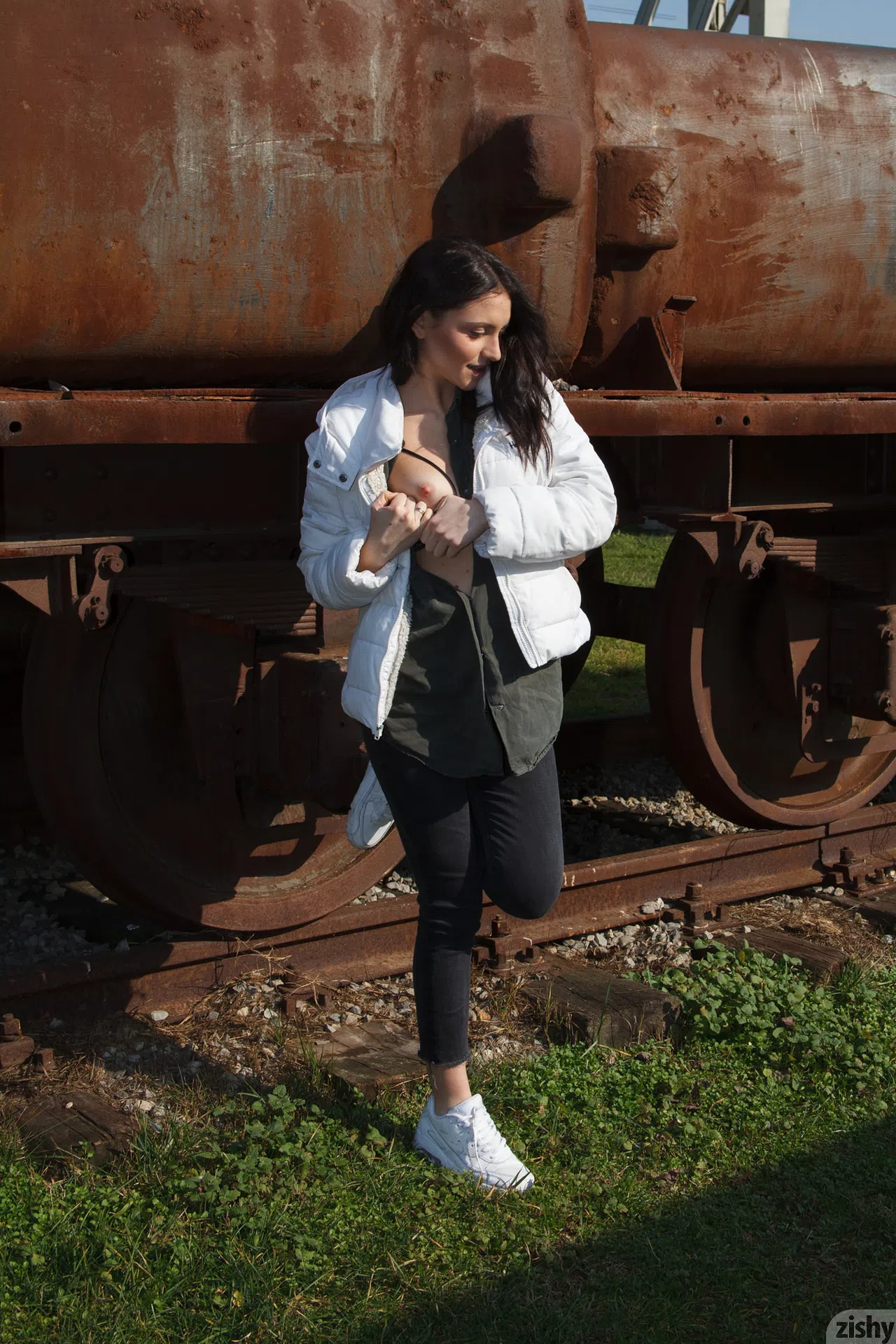 vincenza-boscone-somewhere-in-italy-zishy-40793 Of Page 1-2.webp