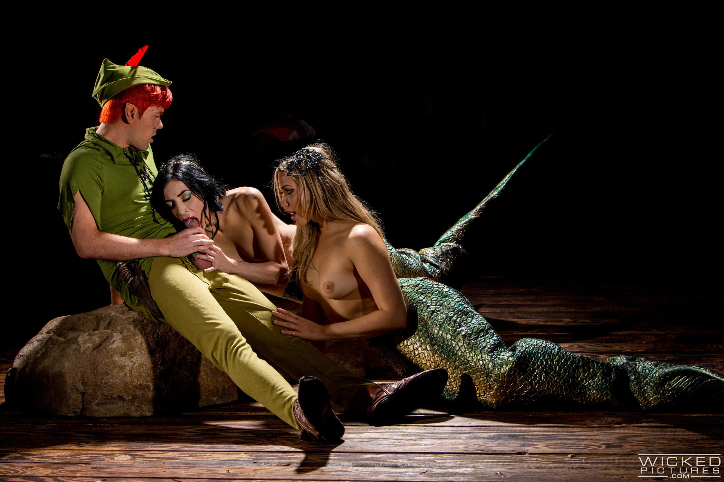 aiden-ashley-mia-malkova-peter-pan-xxx-an-axel-braun-parody-7497 Of Page 1-2.webp
