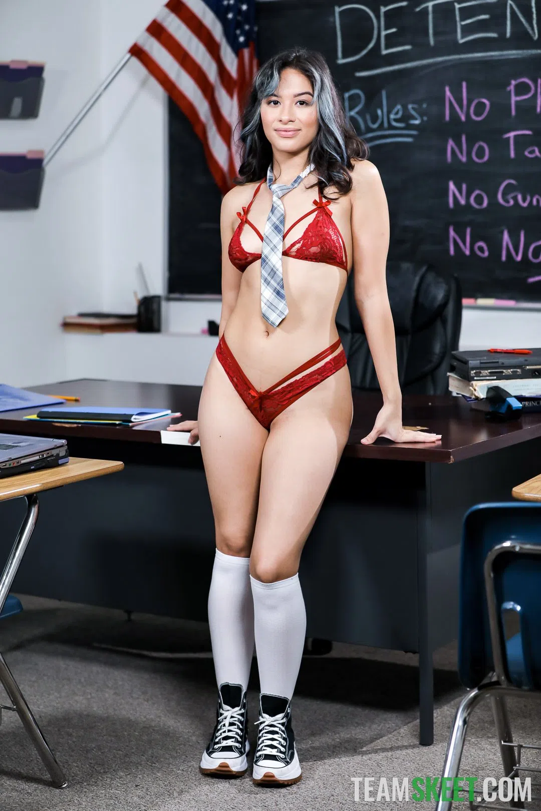 amber-summer-luxe-la-fox-innocent-high-163471 Of Page 2-9.webp