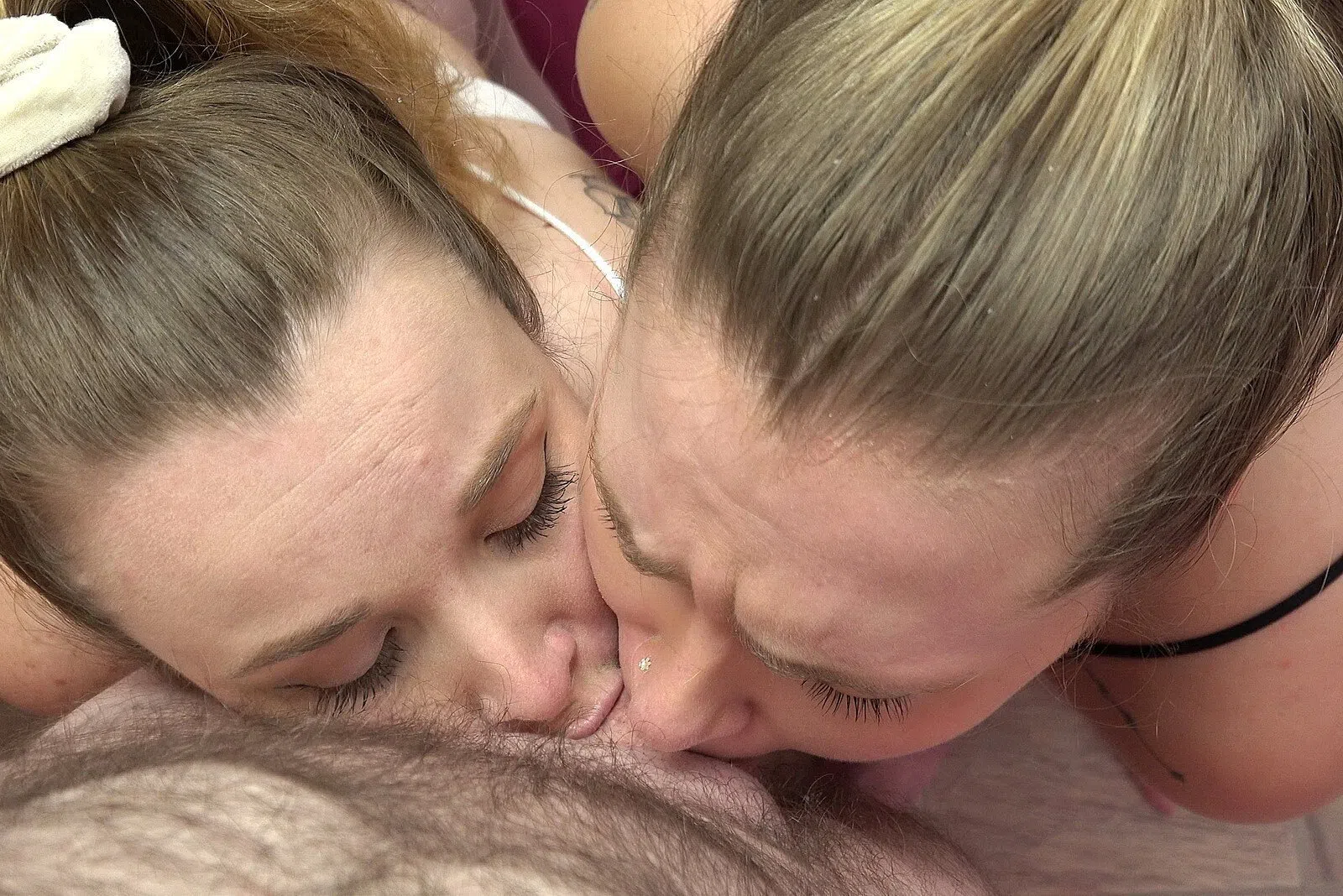 buttslut-billie-heather-heaven-chick-pass-159325 Of Page 3-12.webp