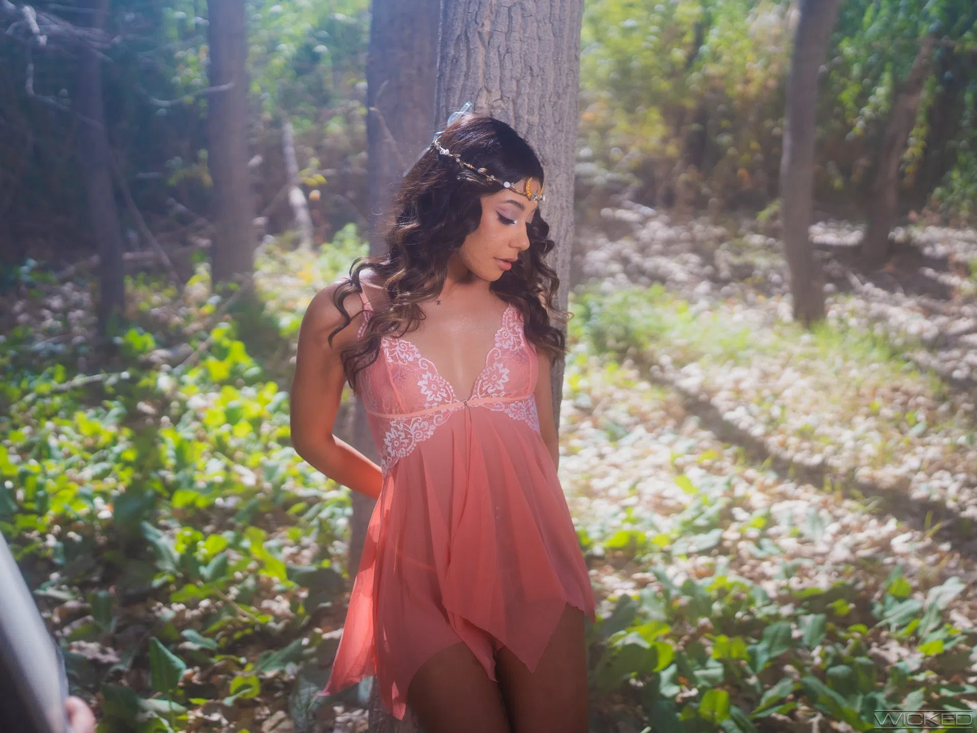 liz-jordan-xxlayna-marie-wicked-158759 Of Page 1-2.webp