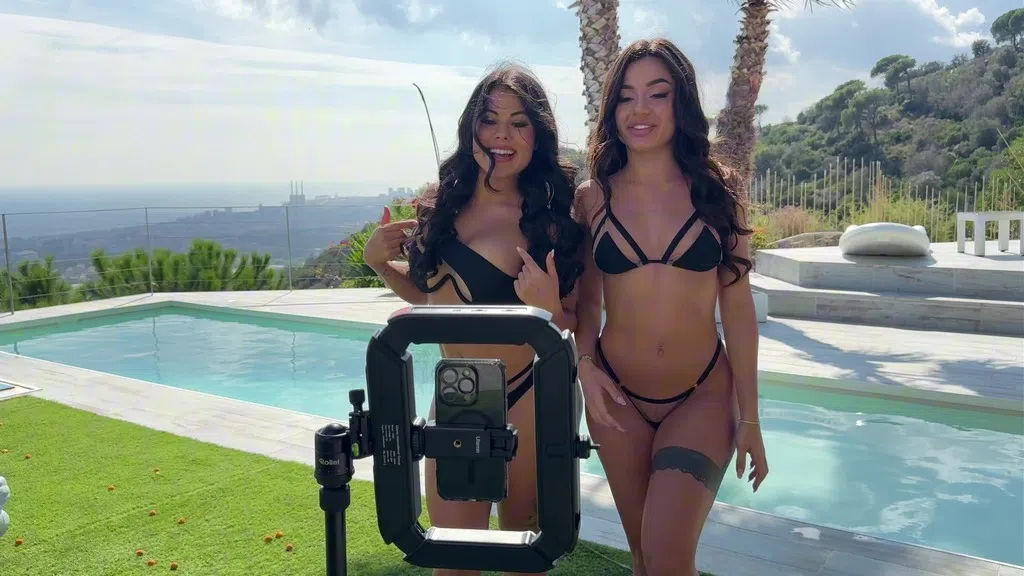 martina-smeraldi-steffy-moreno-pornbox-185647 Of Page 1-1.webp